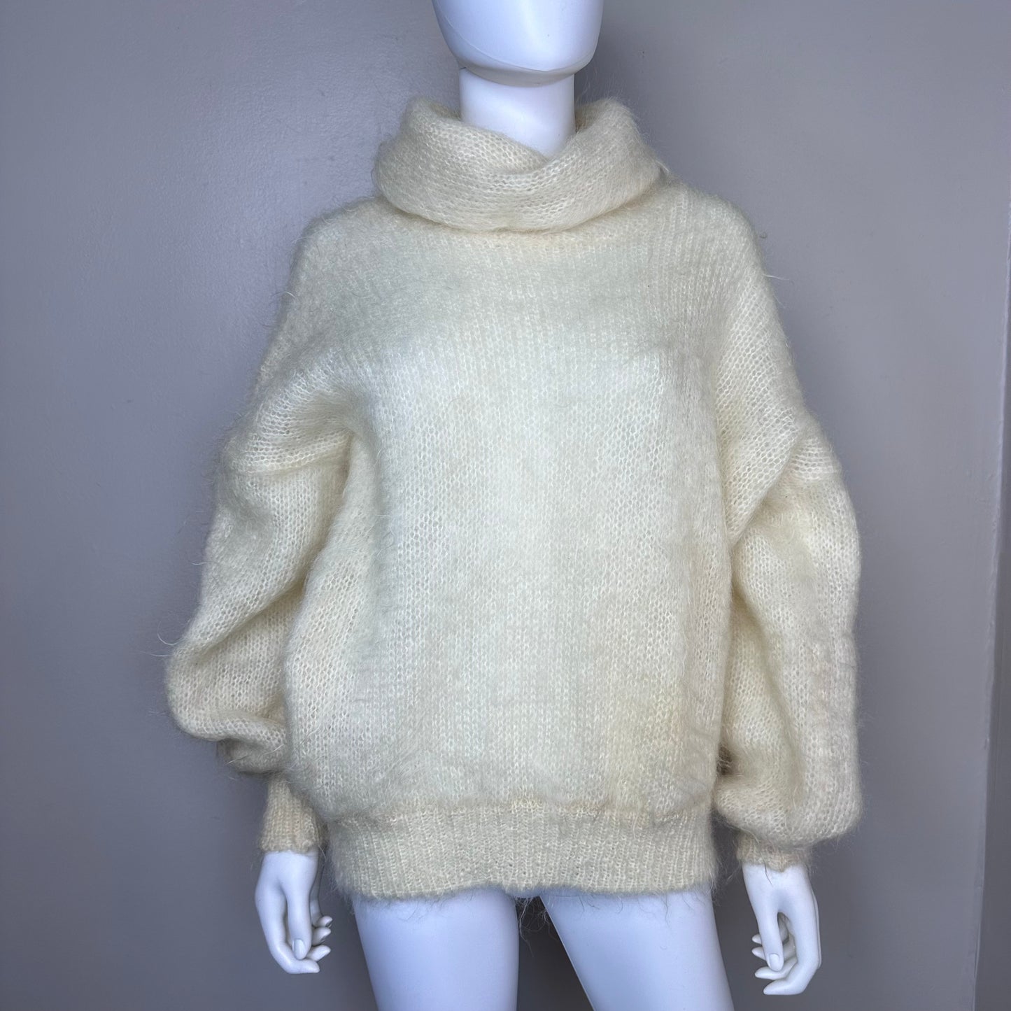 1980s Cream Mohair Slouchy Turtleneck Sweater, Tam O’Shanter Knitwear Co Ltd Size Large