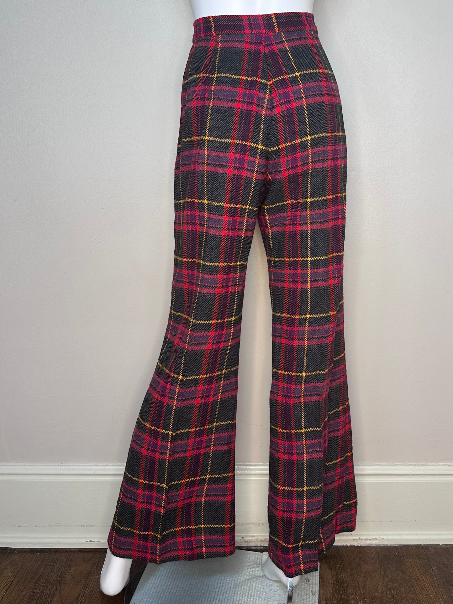 1970s Plaid Bell Bottom Slacks, Murr’s of California, 27.5x31.5