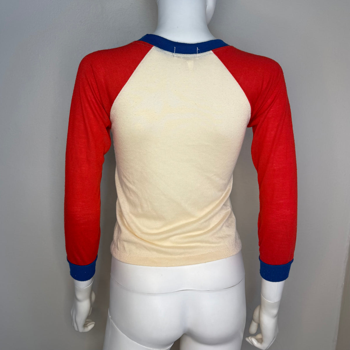 1970s/80s Kids' Athletic Style Long Sleeve T-Shirt, Silvil Size Youth Medium, No 32