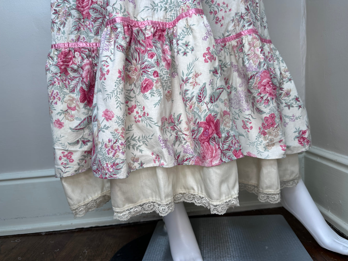 1970s Floral Maxi Dress, Young Edwardian by Arpeja Size Medium