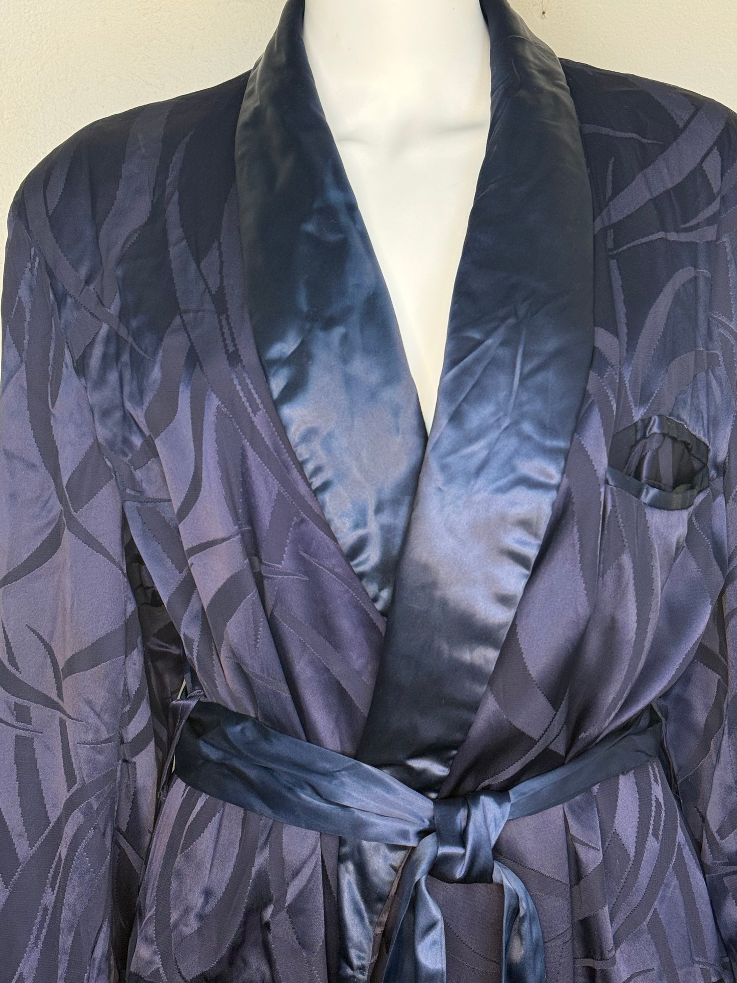 1930s/40s Men’s Navy Blue Satin Jacquard Lounging Robe, Smoking Jacket, Belt with Fringe Trim, Lowenstein’s Size Large