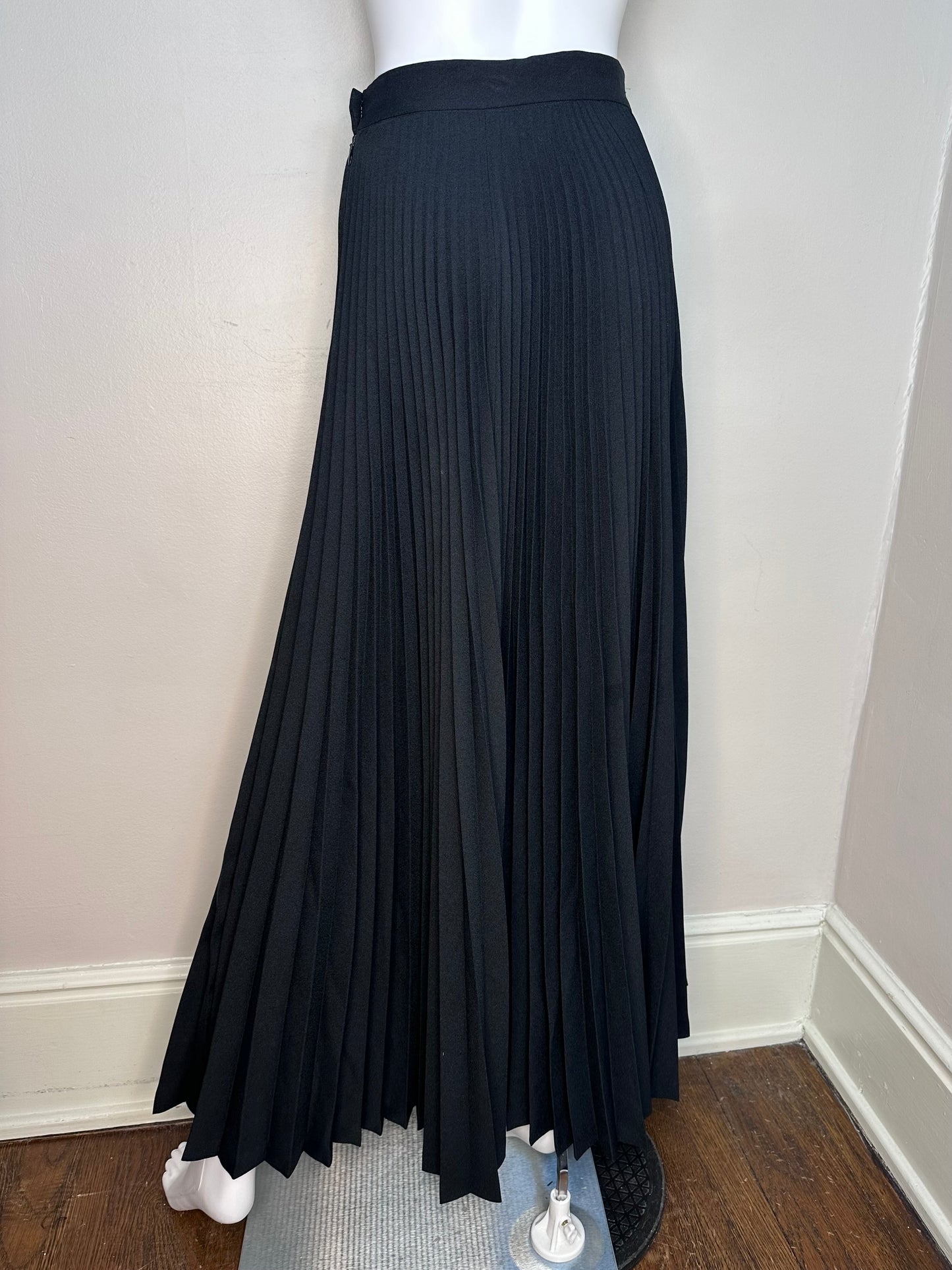 1970s Black Pleated Maxi Skirt, Sir James Size XS