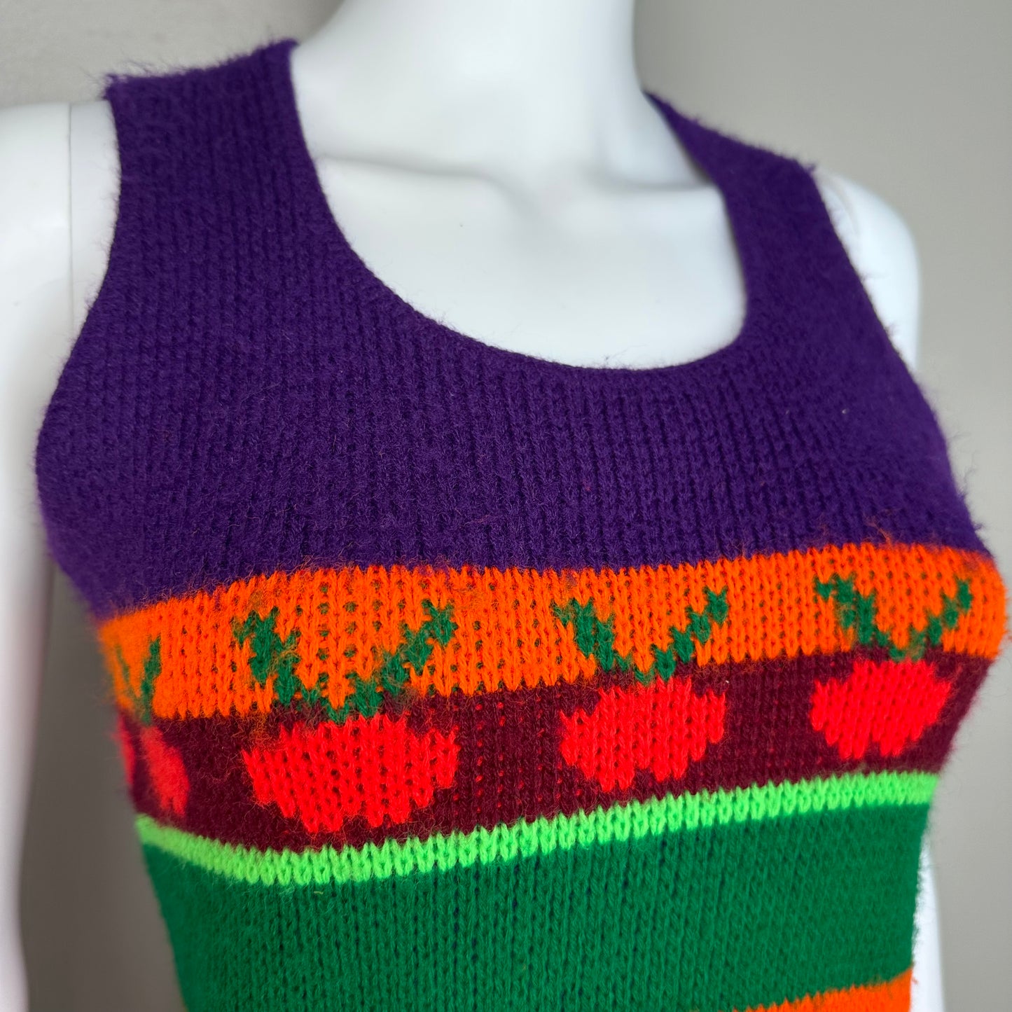 1960s Psychedelic Stripe Sweater Vest, Colleen Knitwear Size XS/S, Hearts, Veggie, Fruit