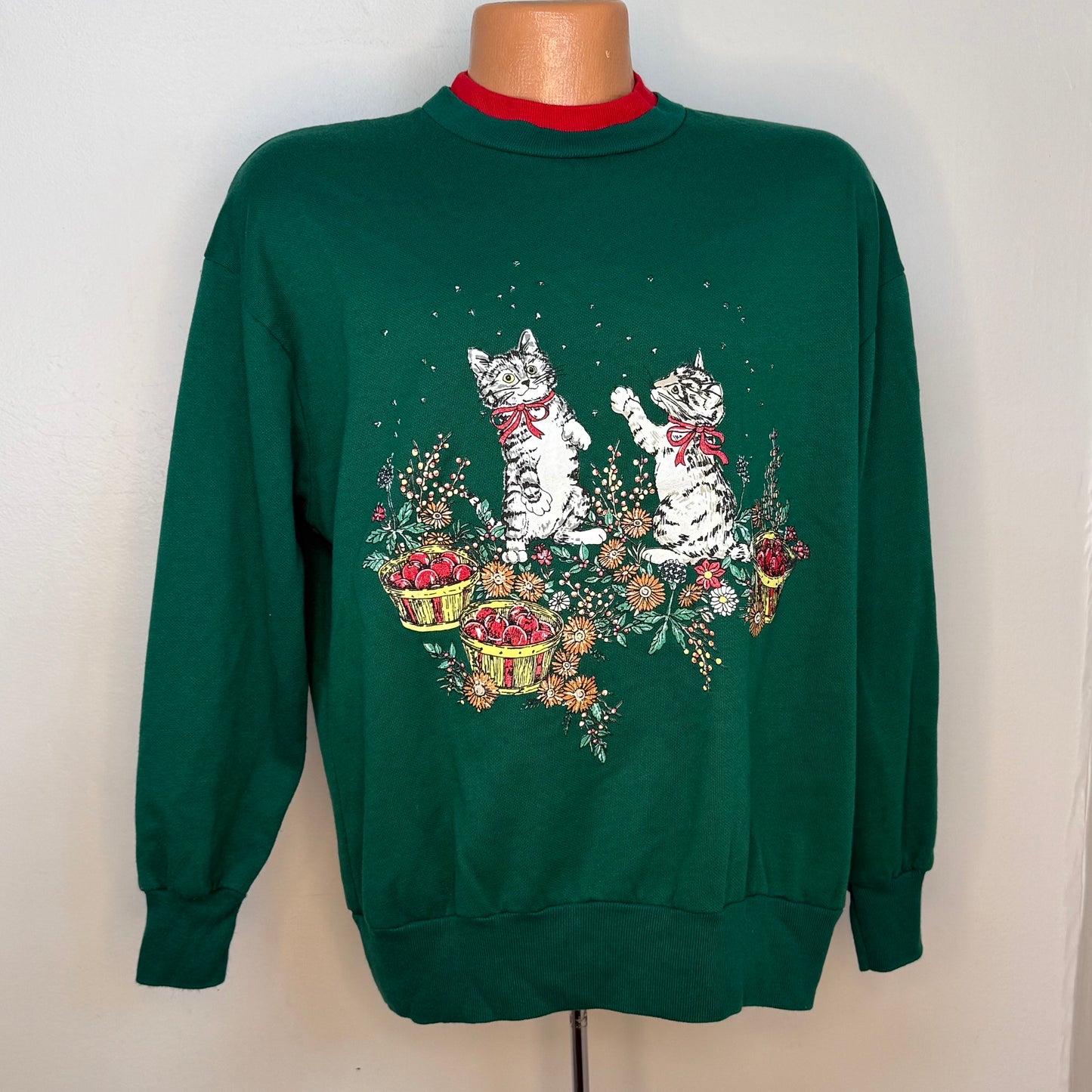 1990s Christmas Kittens Sweatshirt, Basic Editions Size Large