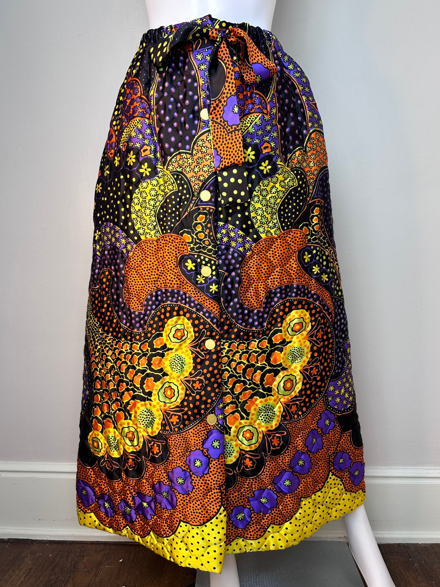 1970s Psychedelic Print Quilted Maxi Skirt, Penney’s Loungewear Size Small-Large