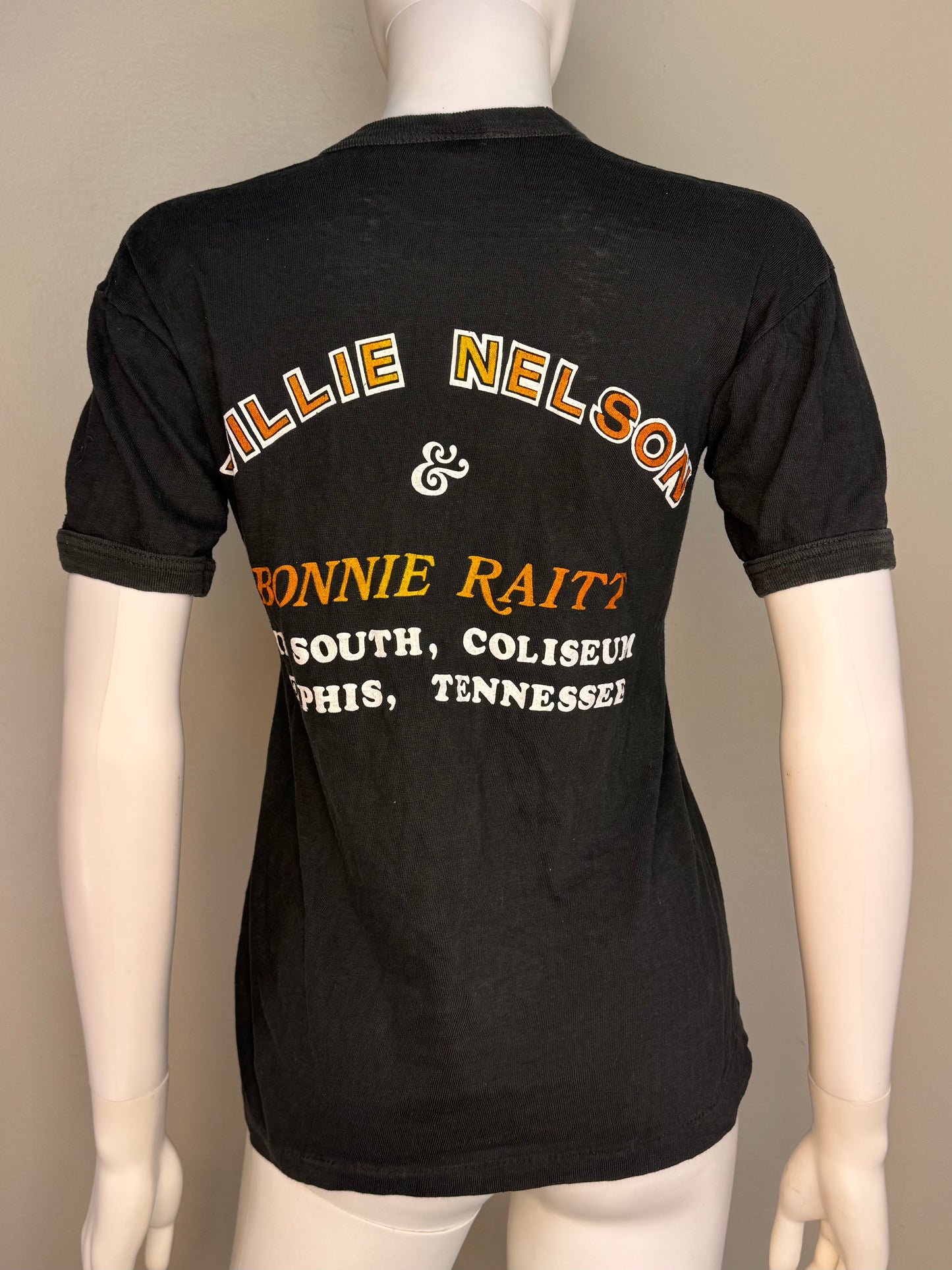 1970s Willie Nelson Concert T-Shirt, Bonnie Raitt, Mid South Coliseum Memphis, Fantasy Size Small, Parking Lot Tee