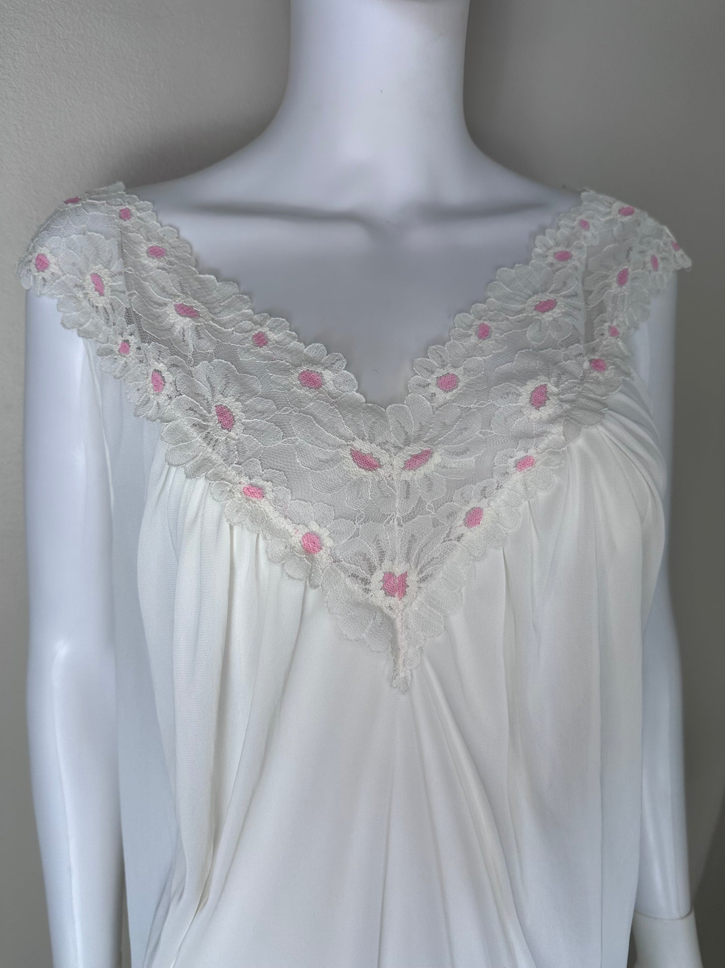 1960s/70s White Nylon Peignoir Set with Pink and White Floral Lace, Perfectform Size XL, Nightgown and Robe, Bell Sleeves