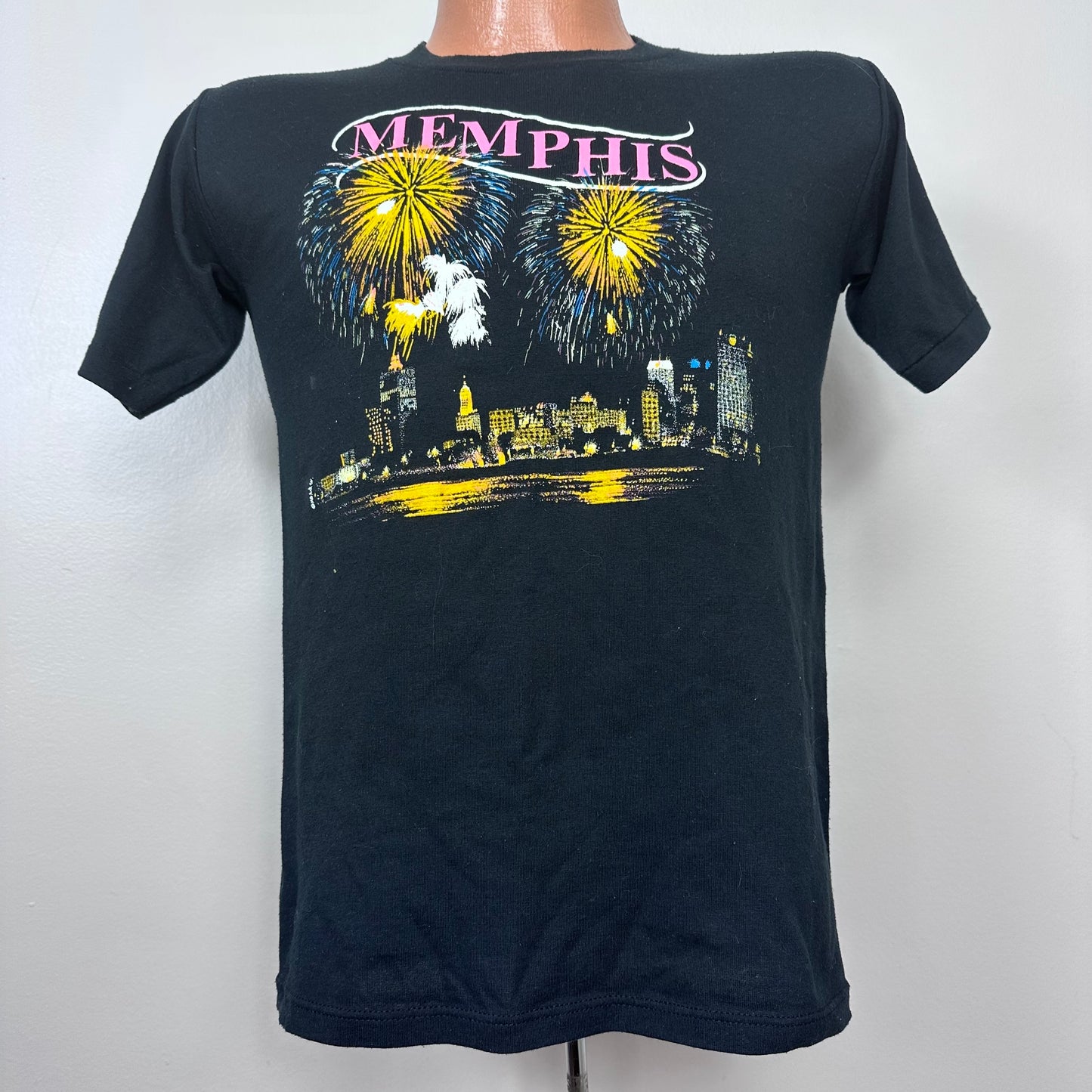 1980s Memphis Skyline T-Shirt, Jerzees Size Small