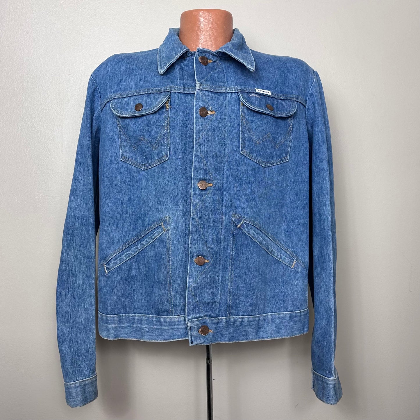 1970s/80s Wrangler No Fault Denim Jacket, Size Large, 100% Cotton with Sanfor-Set