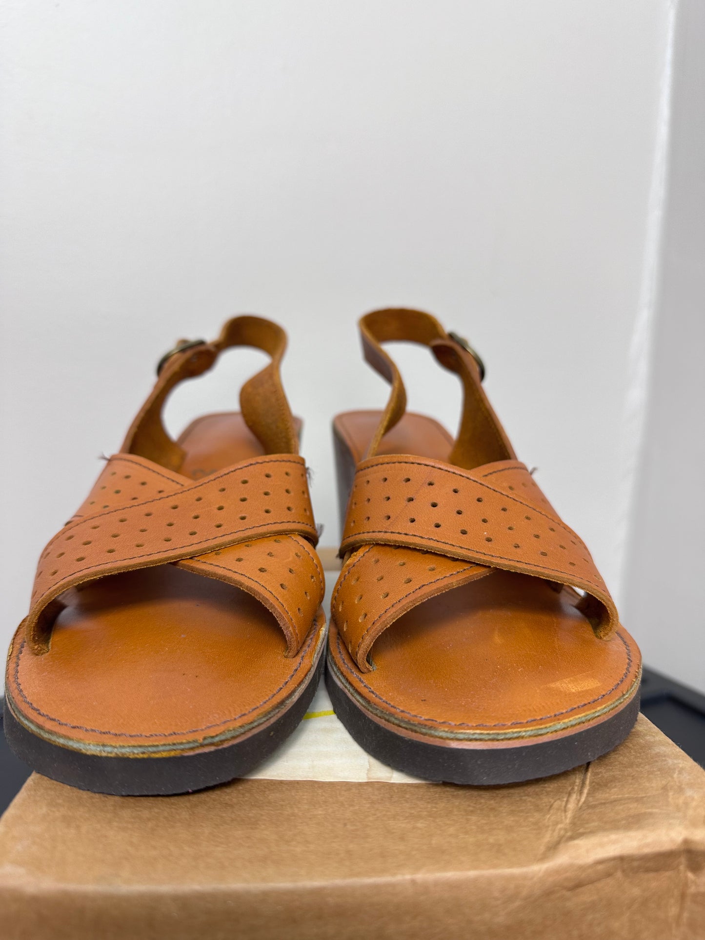 1970s Brown Leather Sandals, Mason Shoe Co Size 9 1/2 Narrow, Wedge Heel