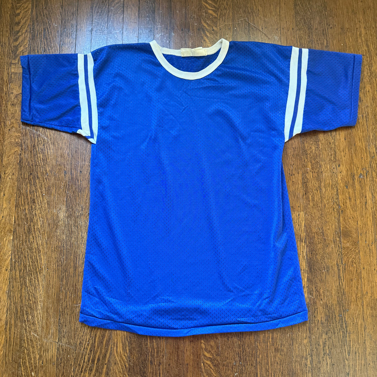 1970s/80s Blue Mesh Jersey T-Shirt, Hutchison Size Small, Shoulder Stripes