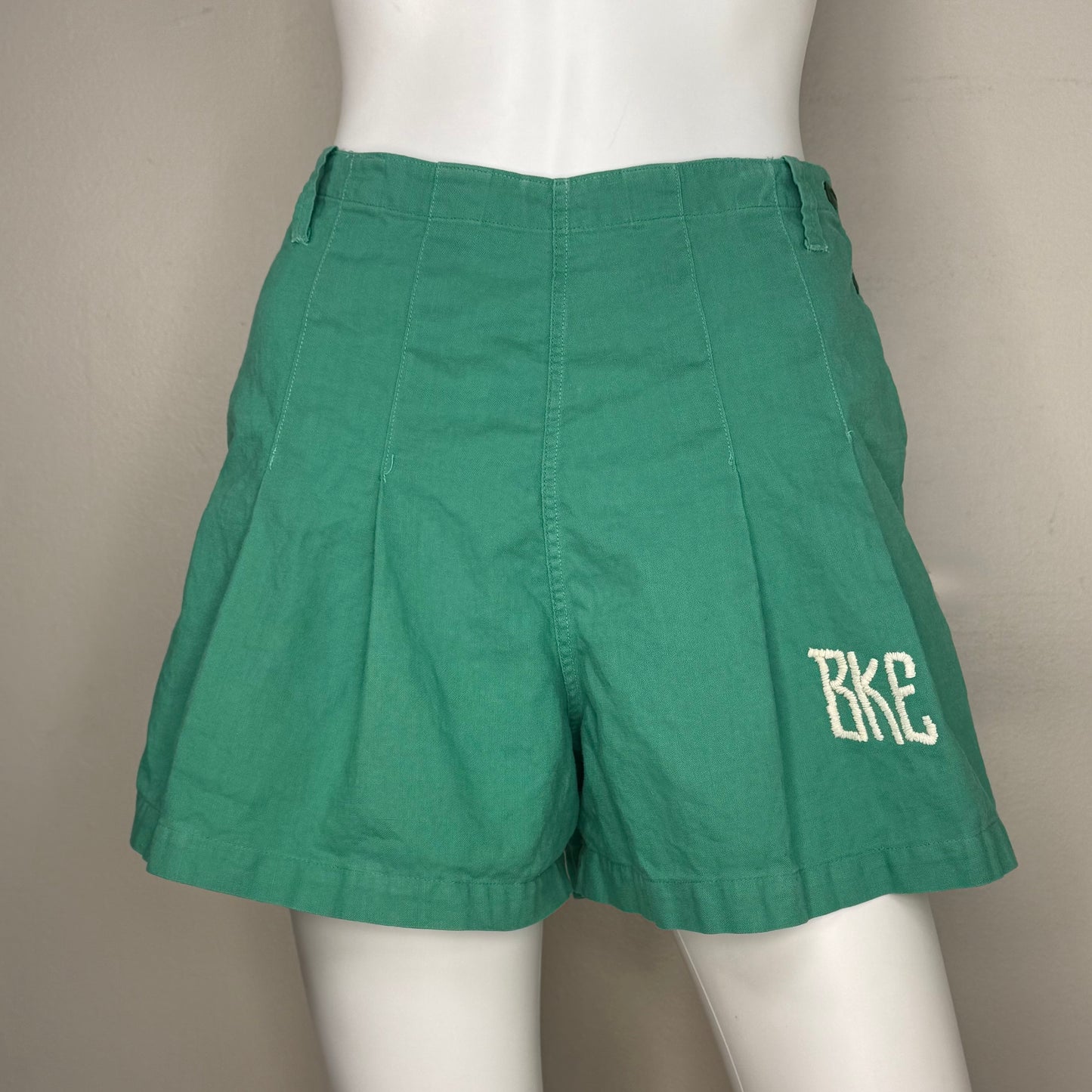 1940s Green School Gym Uniform, Pullover Top and Side Button Shorts, E R Moore Company Athletic Apparel Size X-Small, Gymcloth Gym Suit Set