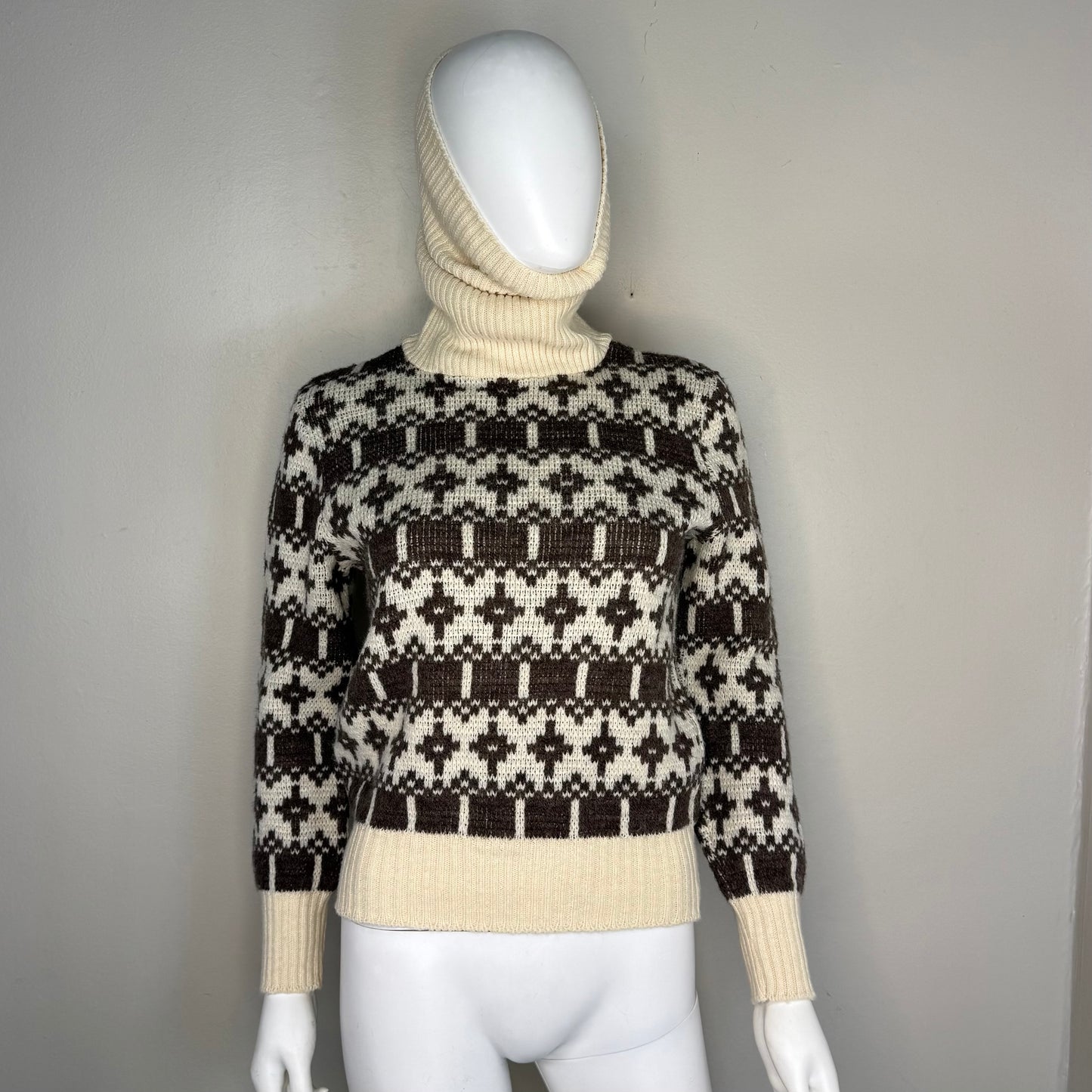 1970s Brown and Cream Stripe Turtleneck Ski Sweater, Sears Junior Bazaar Size S/M
