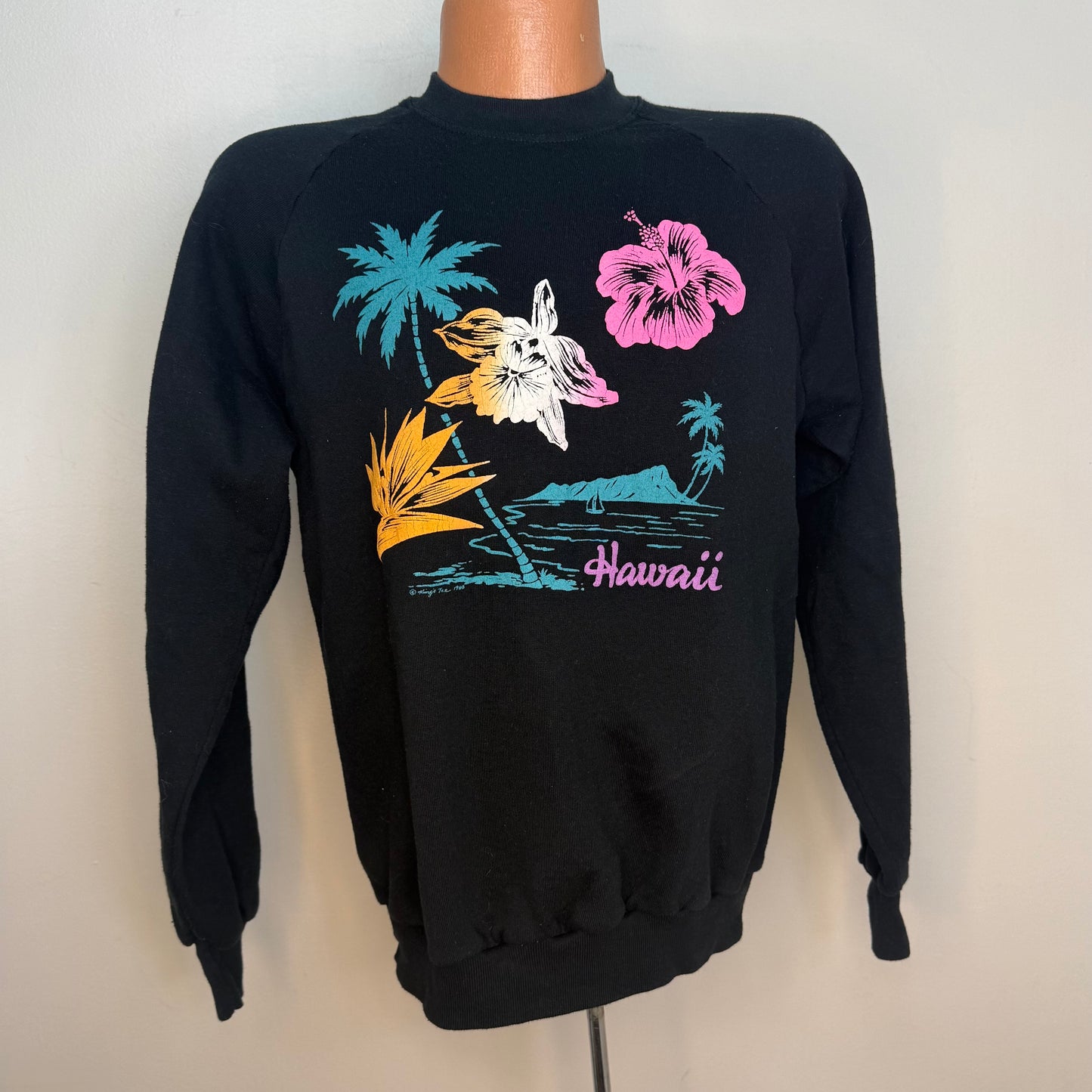 1980s Hawaii Black Sweatshirt, Jerzees Size Large