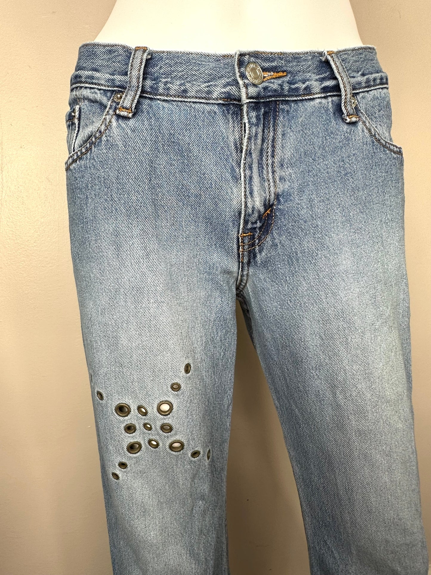 Y2K Levi’s Jeans, 518 with Decorative Grommets, Mid-rise 32"x31.5"