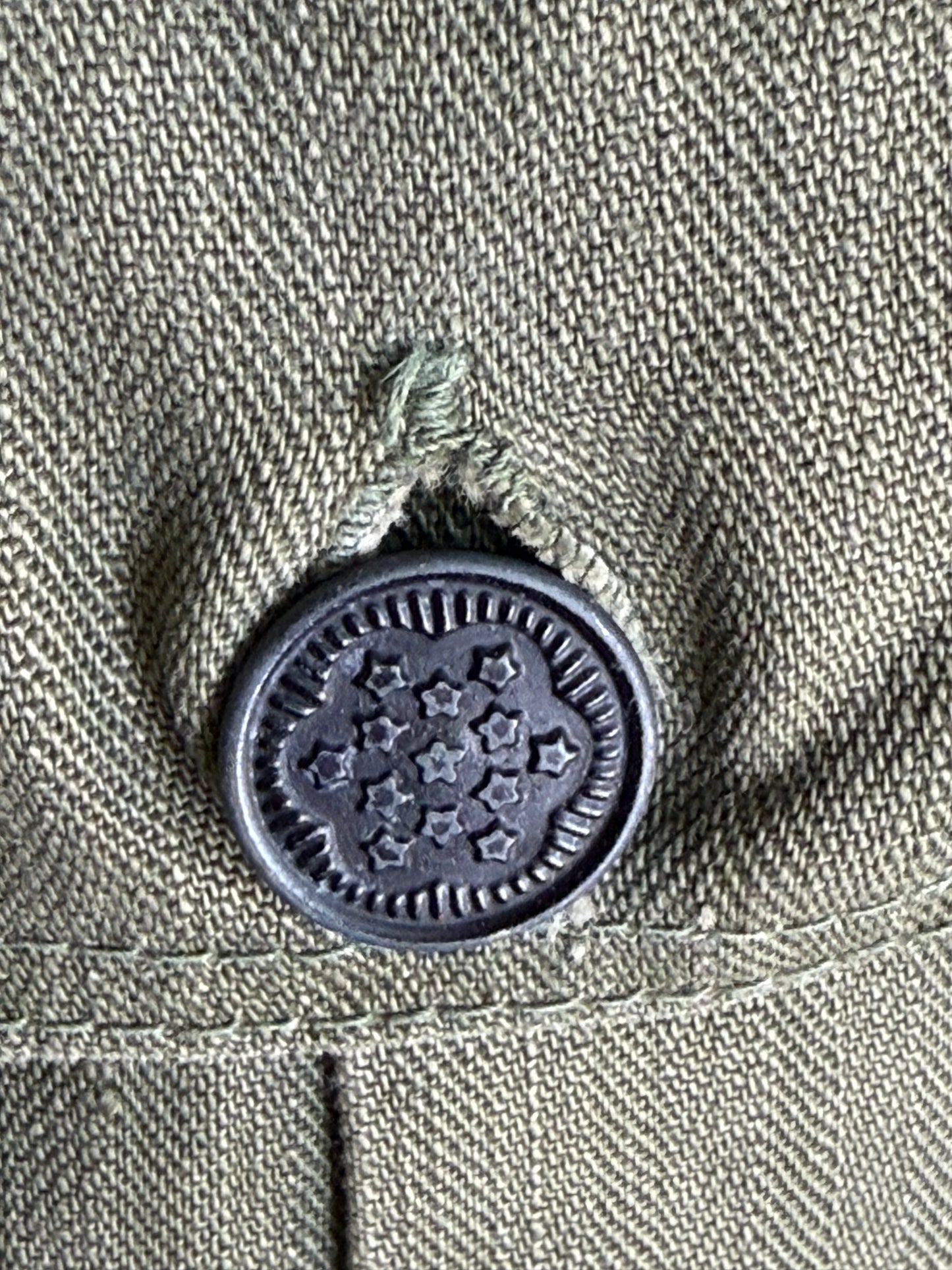 1940s/50s US Air Force HBT Jacket, Herringbone Twill, 13 Star Buttons, Military Shirt Size Small-Medium