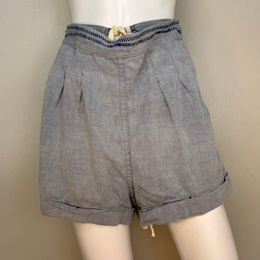 1940s Maternity Chambray Shorts, Handmade Size Medium