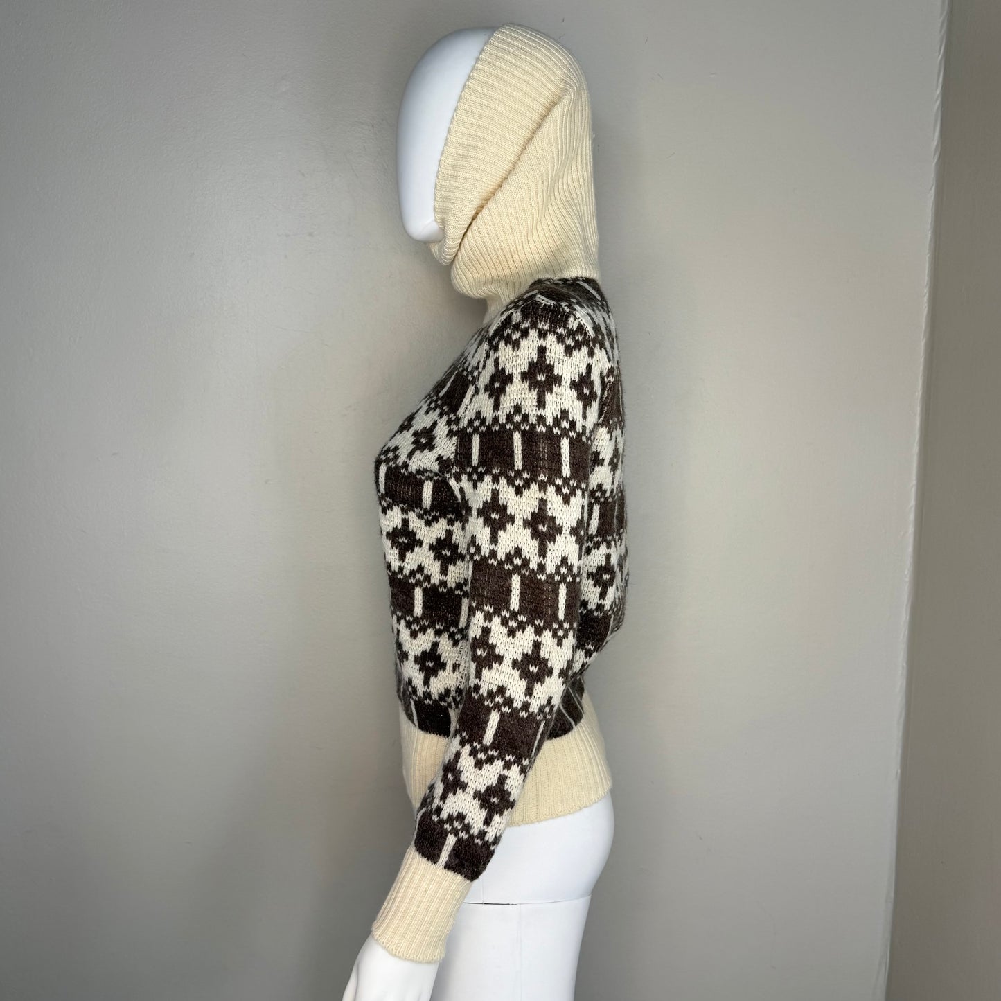 1970s Brown and Cream Stripe Turtleneck Ski Sweater, Sears Junior Bazaar Size S/M