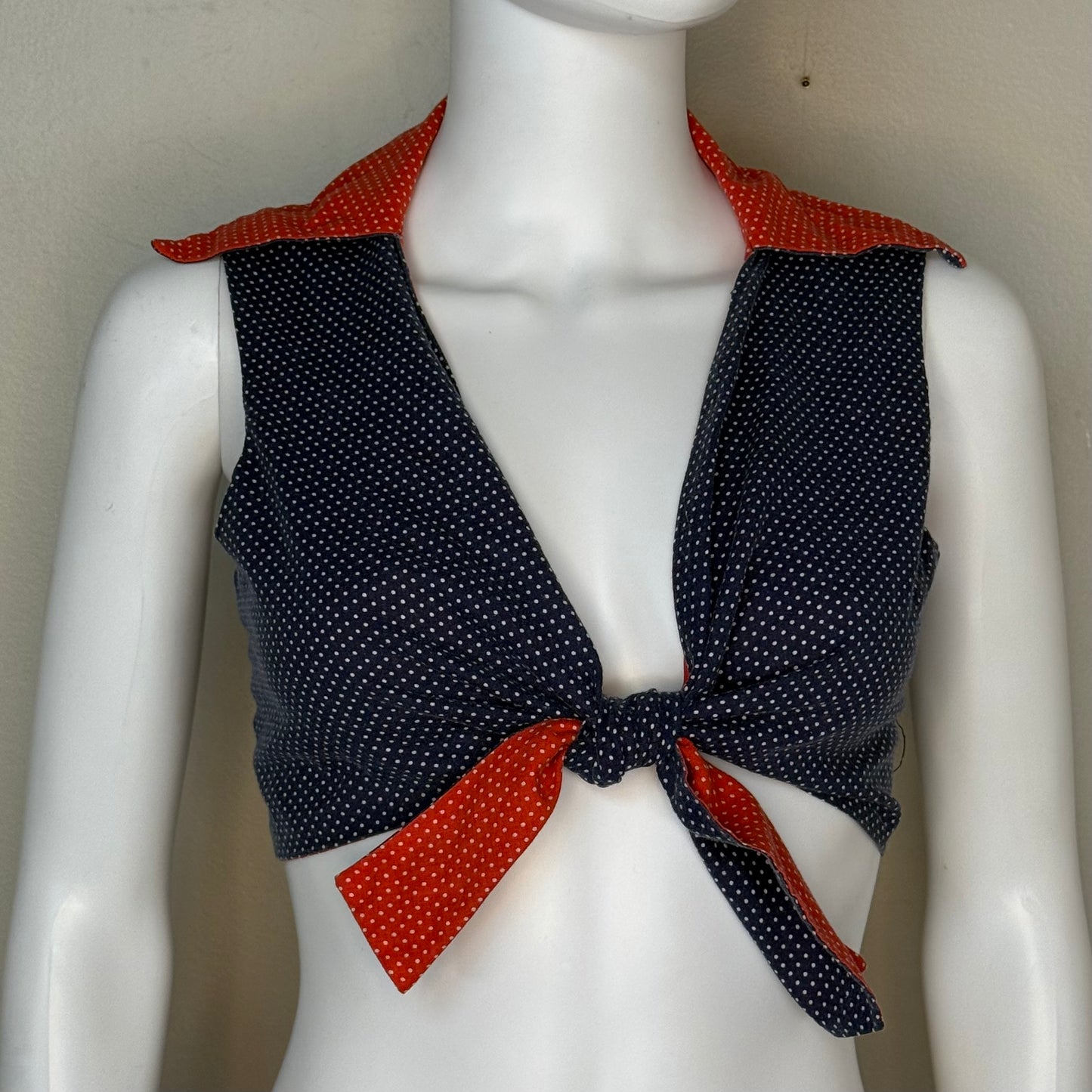 1970s Cropped Tie Front Reversible Blouse, Mr Topper Size M-L, Red and Navy Blue Polka Dot