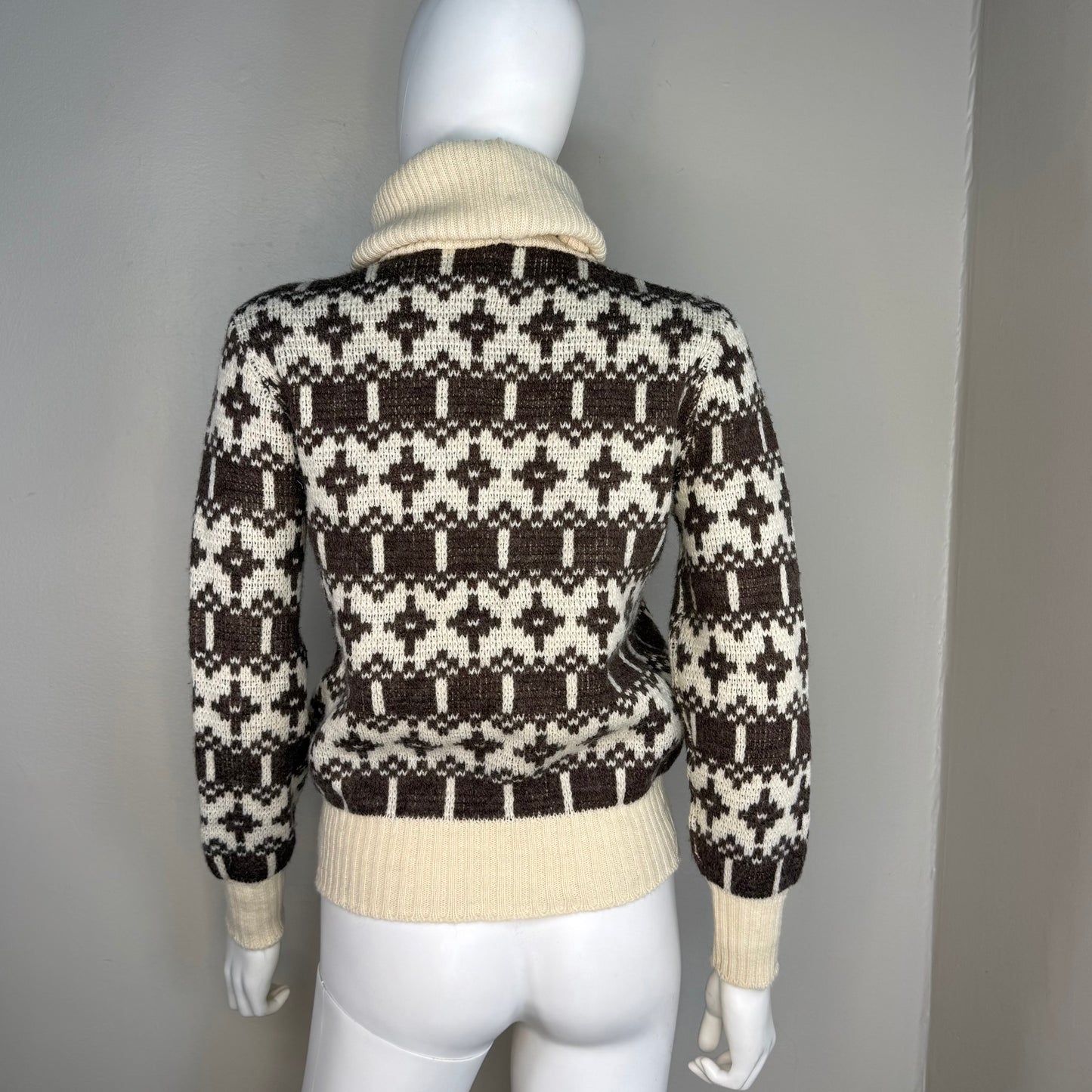1970s Brown and Cream Stripe Turtleneck Ski Sweater, Sears Junior Bazaar Size S/M