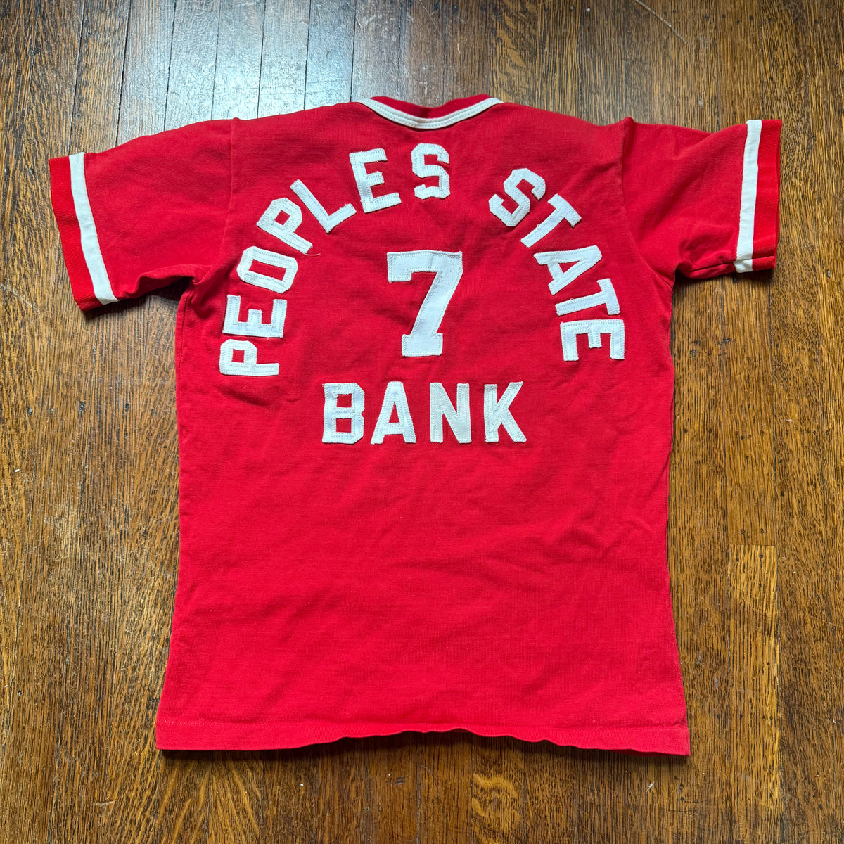 1970s Kids' Red Sox Jersey T-Shirt, Rawlings Size Youth Medium/Adult XS, Baseball Uniform, People’s State Bank, No 7