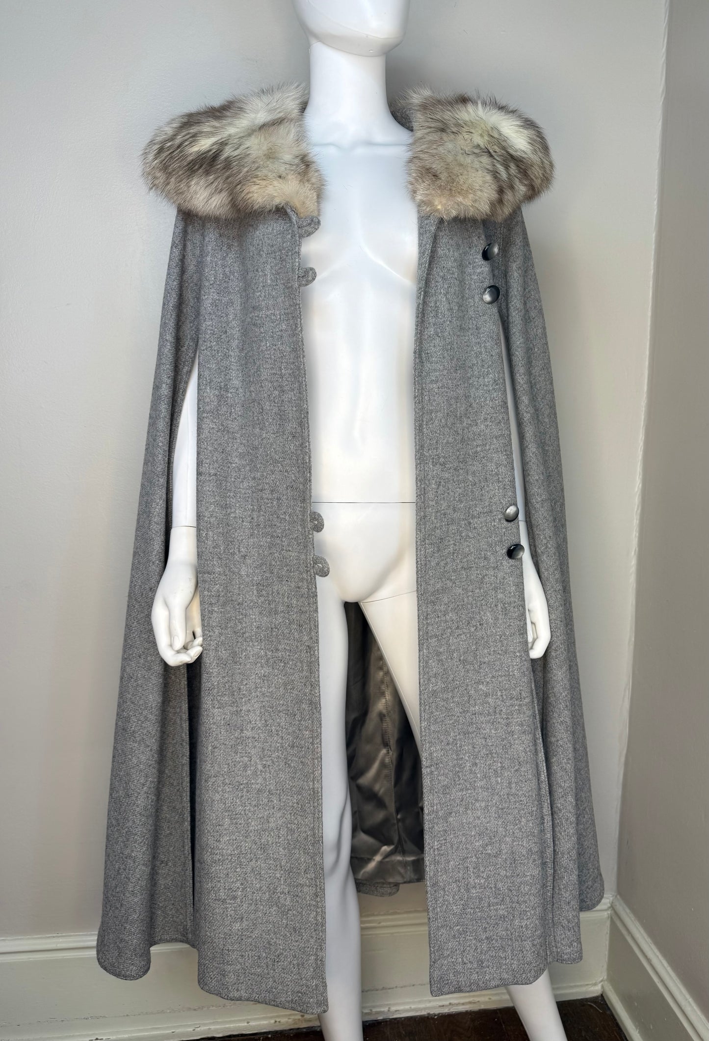 1960s/70s Grey Wool Cape with Fox Fur Collar, Size Medium, The American Way with Wool