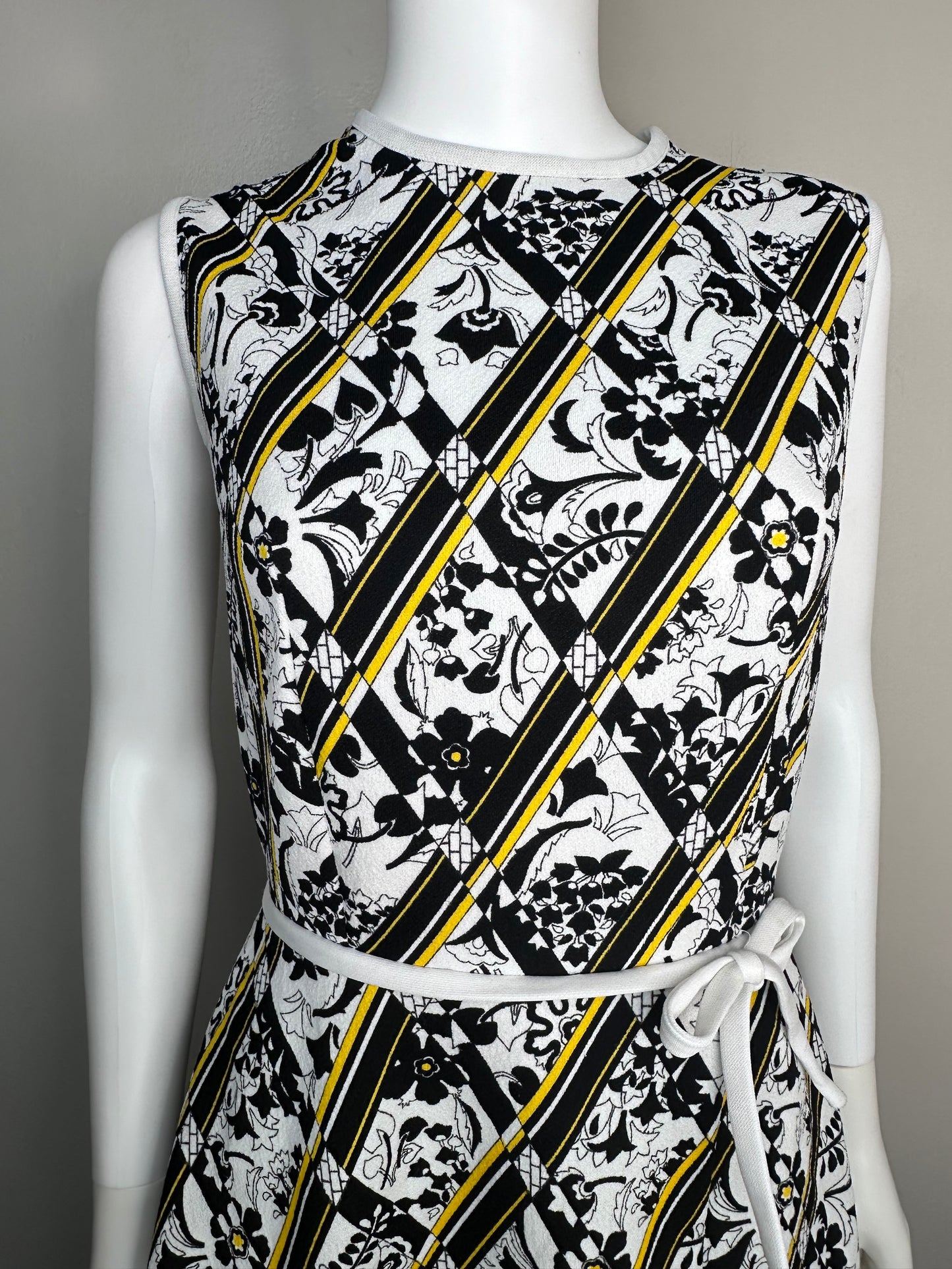 1970s Geometric Floral Sleeveless Skort, Size Medium, Black White Yellow Romper Dress