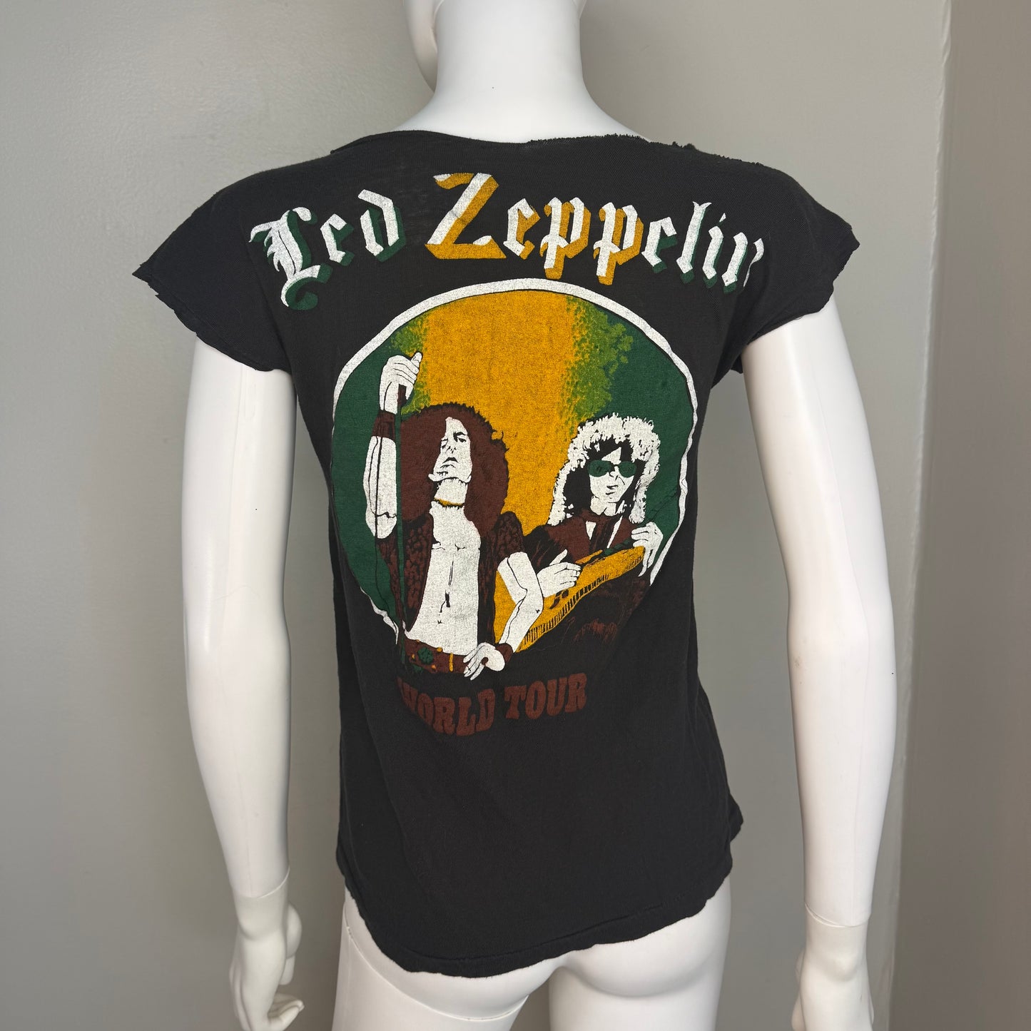 1970s Led Zeppelin World Tour T-Shirt, Swan Song, Thrashed, Parking Lot Tee, Size Small
