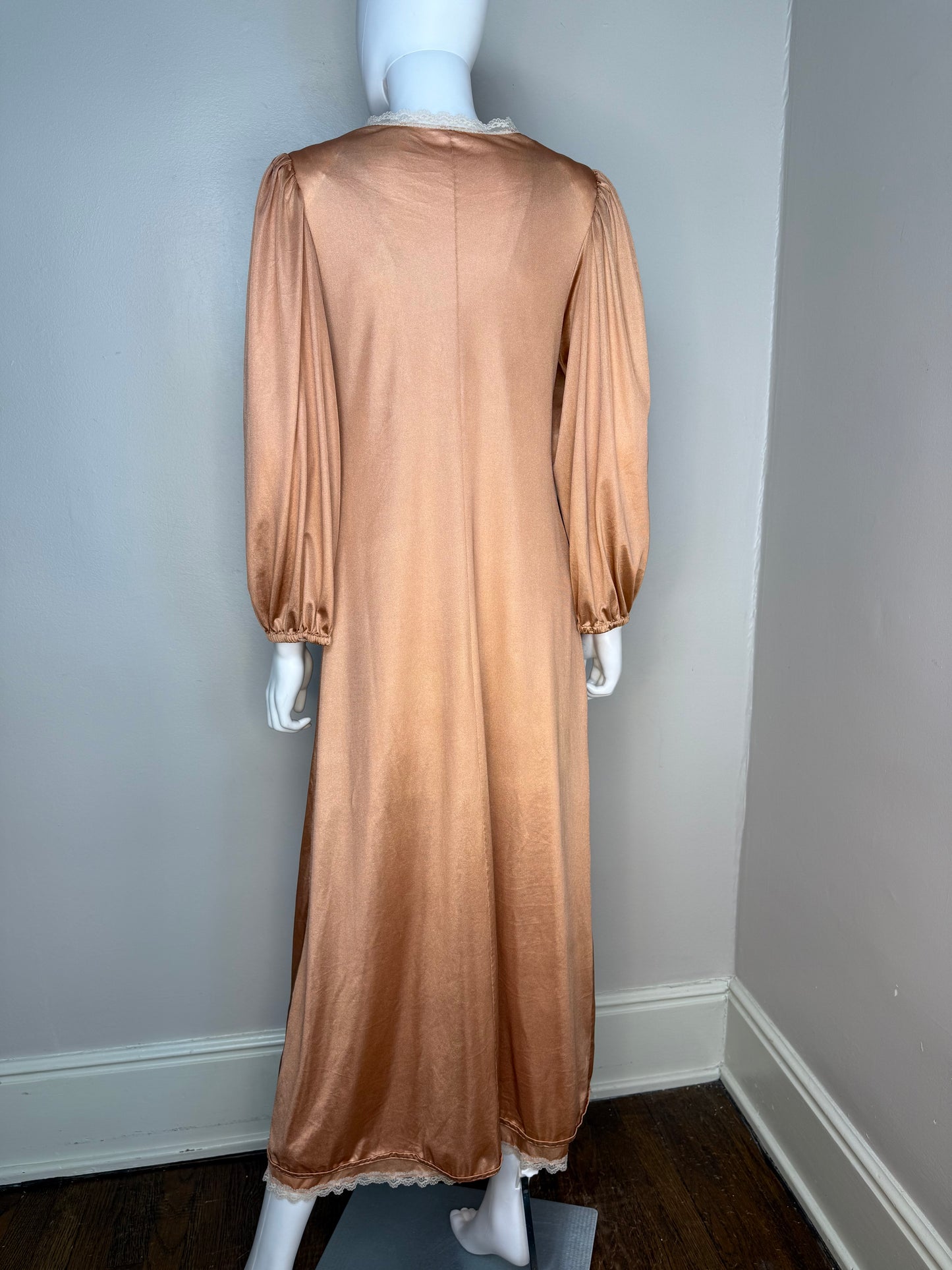 1970s Rose Gold Lace Heart Peignoir Set, Nightgown and Robe, Size XS/Small