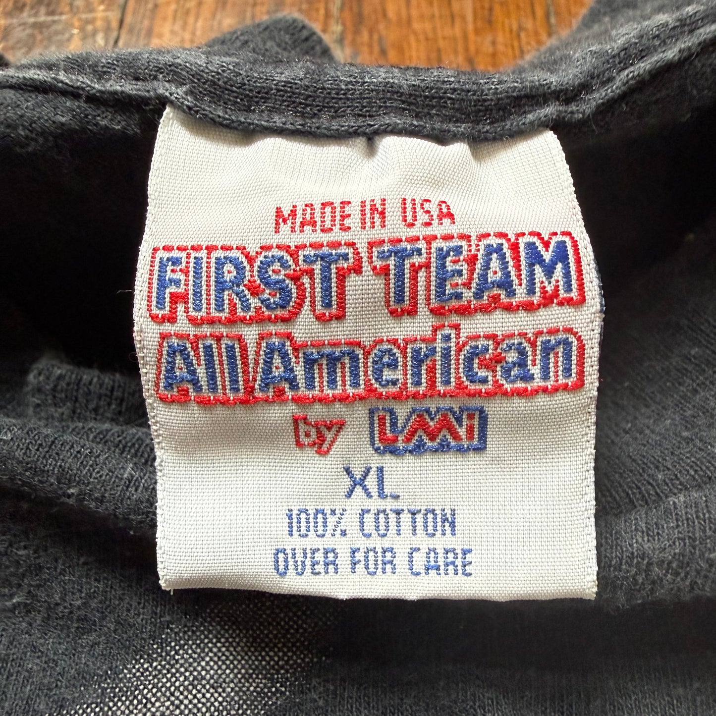 1980s Sincerely Elvis Presley T-shirt, First Team All American by LMI Size XL