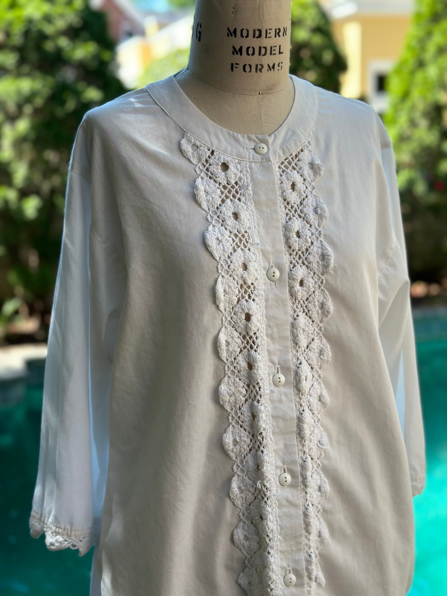 1980s White Swim Cover-Up Button Front Tunic, Sea Waves Size Medium