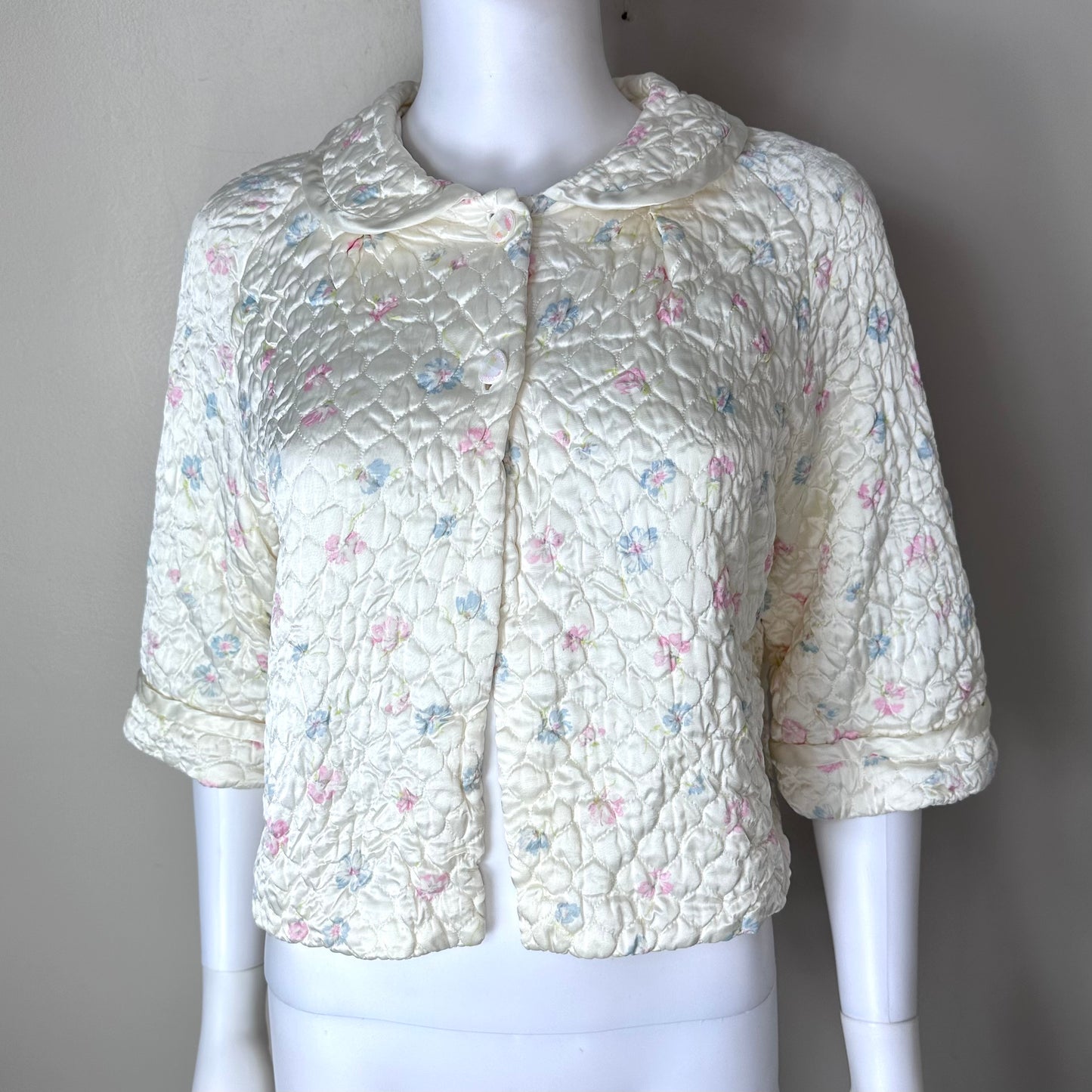 1950s Barbizon Dainty Puff Bed Jacket, Size Large, Floral Quilted Nylon