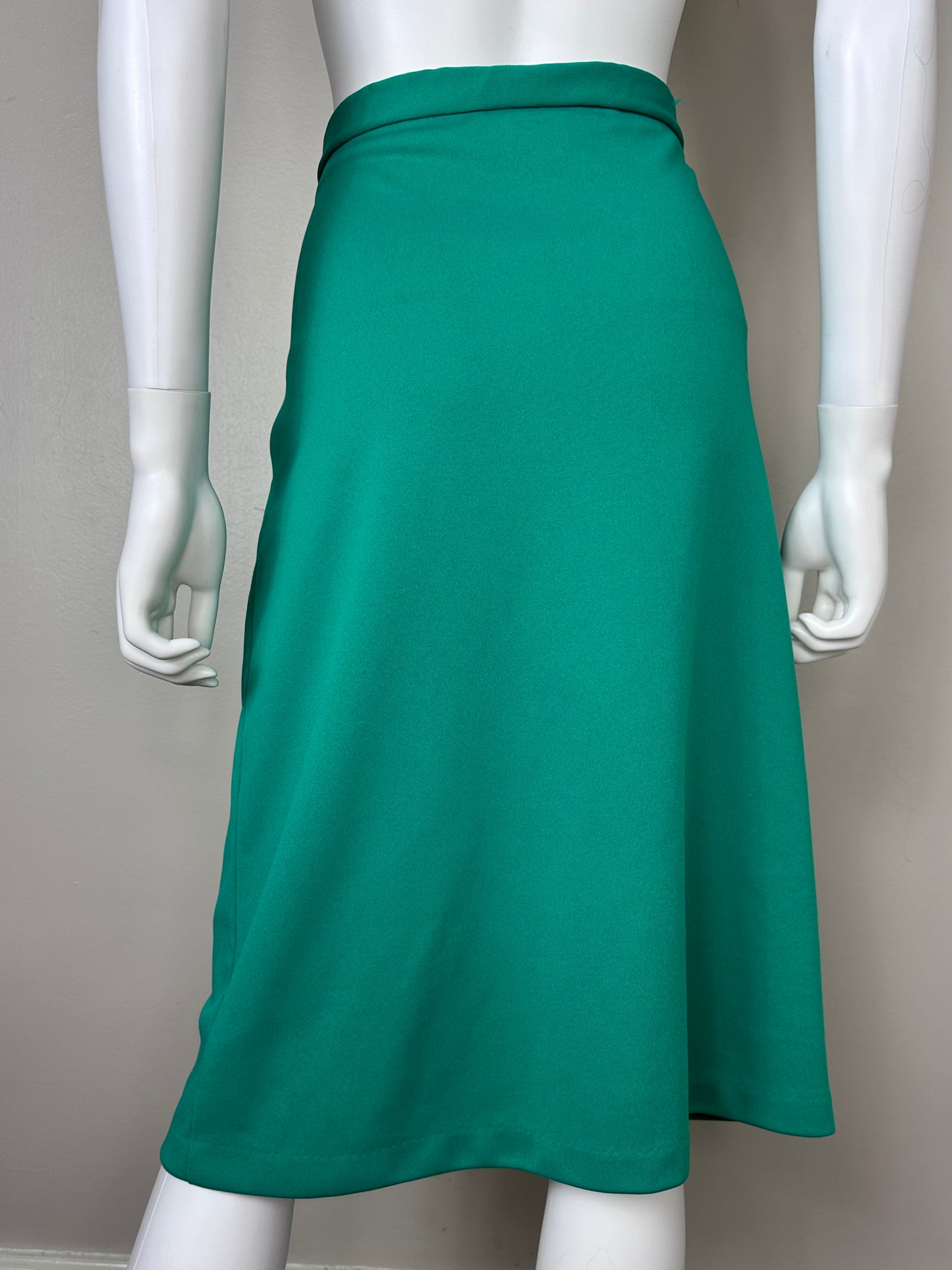 1980s Kelly Green Skirt, Classic Wear Size Medium