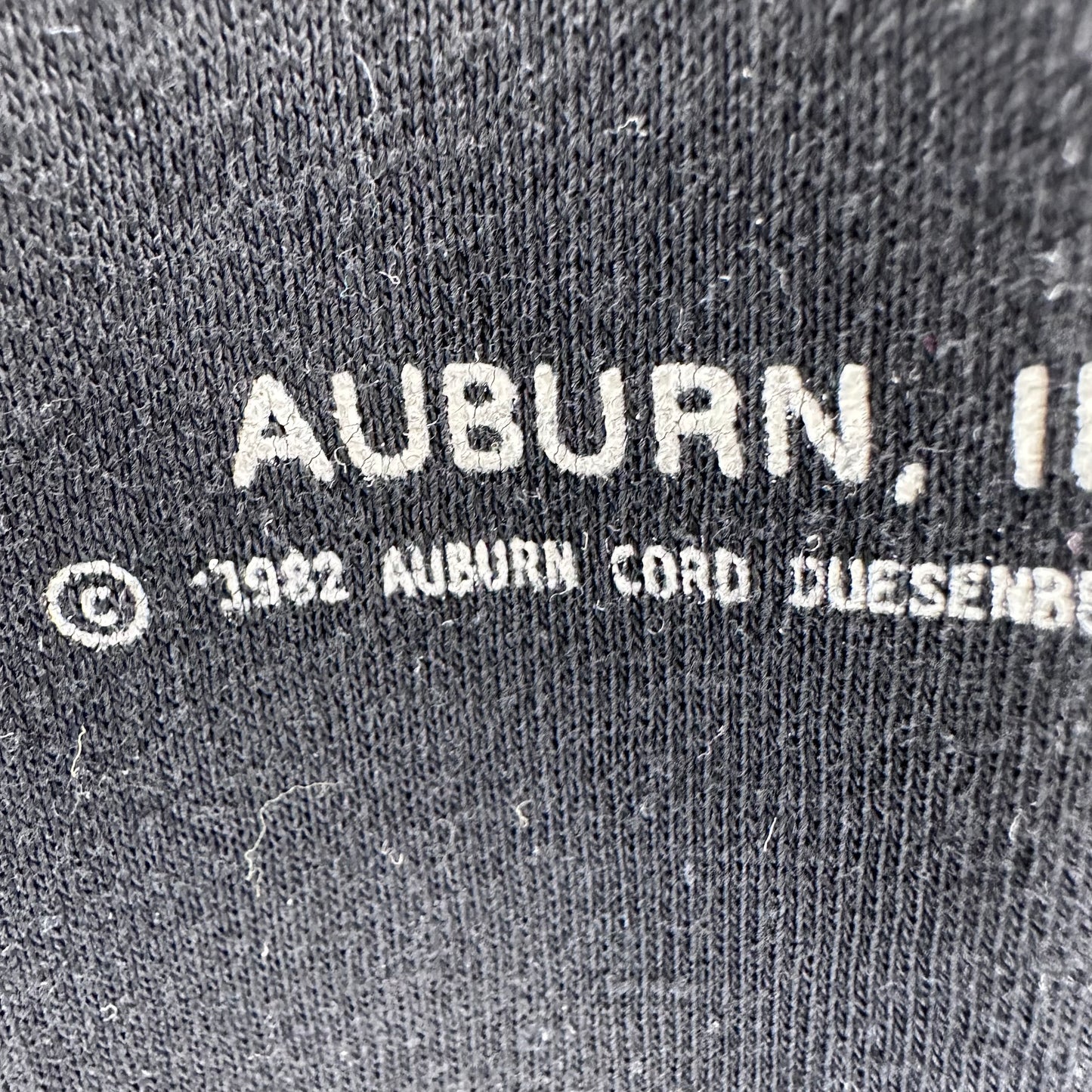 1980s Auburn Cord Duesenberg Museum T-Shirt, 1930s Auburn V-12 Antique Car, Devknit Size Medium