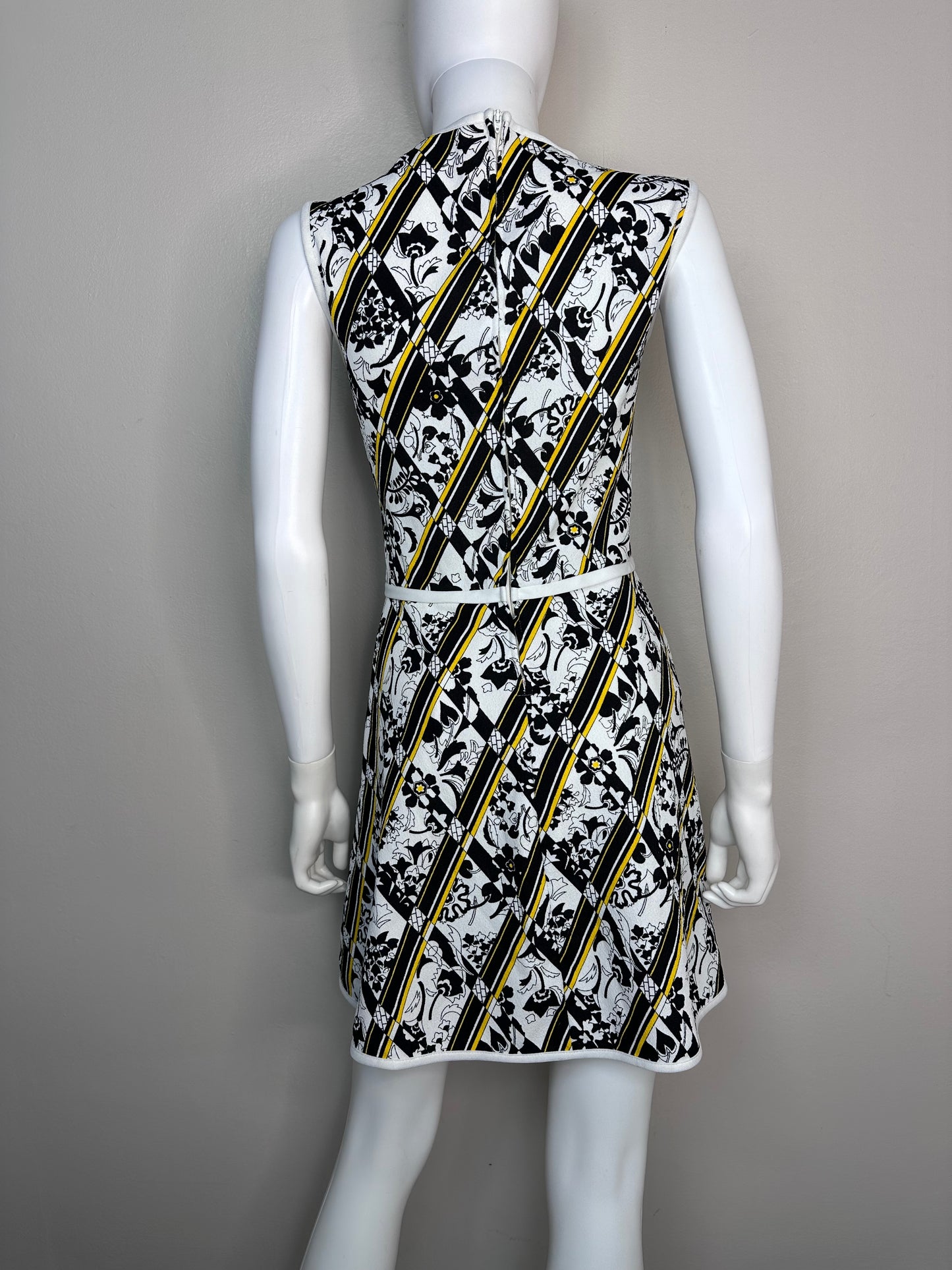 1970s Geometric Floral Sleeveless Skort, Size Medium, Black White Yellow Romper Dress