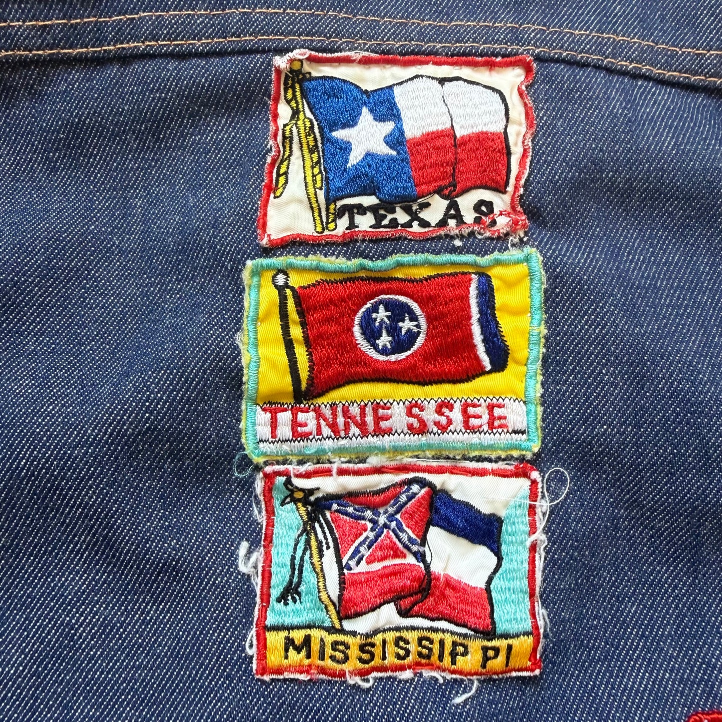 1970s Kids’ Blue Jean Denim Jacket with Southern US States Travel Patches, Selvage, Towncraft JR Boys JCPenney Size 4/5