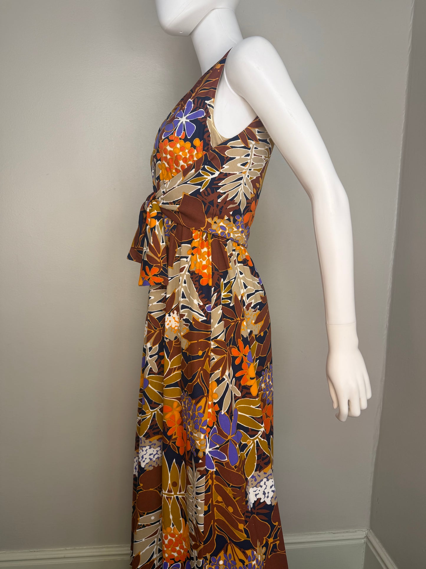 1970s Tropical Floral Maxi Dress, Collectors Items by Anne Fogarty Size Small/Medium