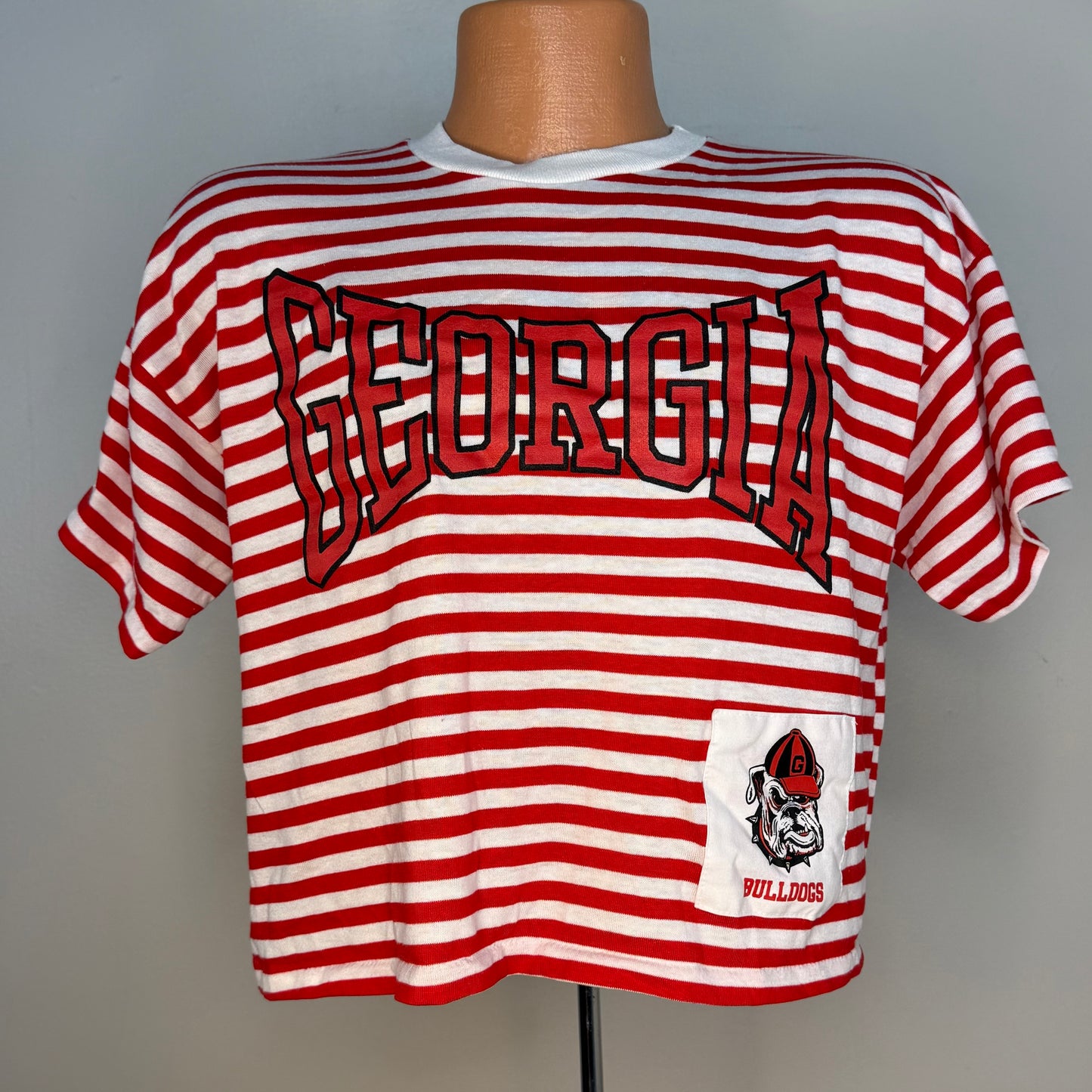 1980s/90s Georgia Bulldogs Striped Cropped T-Shirt, L.A. T Sportswear Size L/XL, University of Georgia
