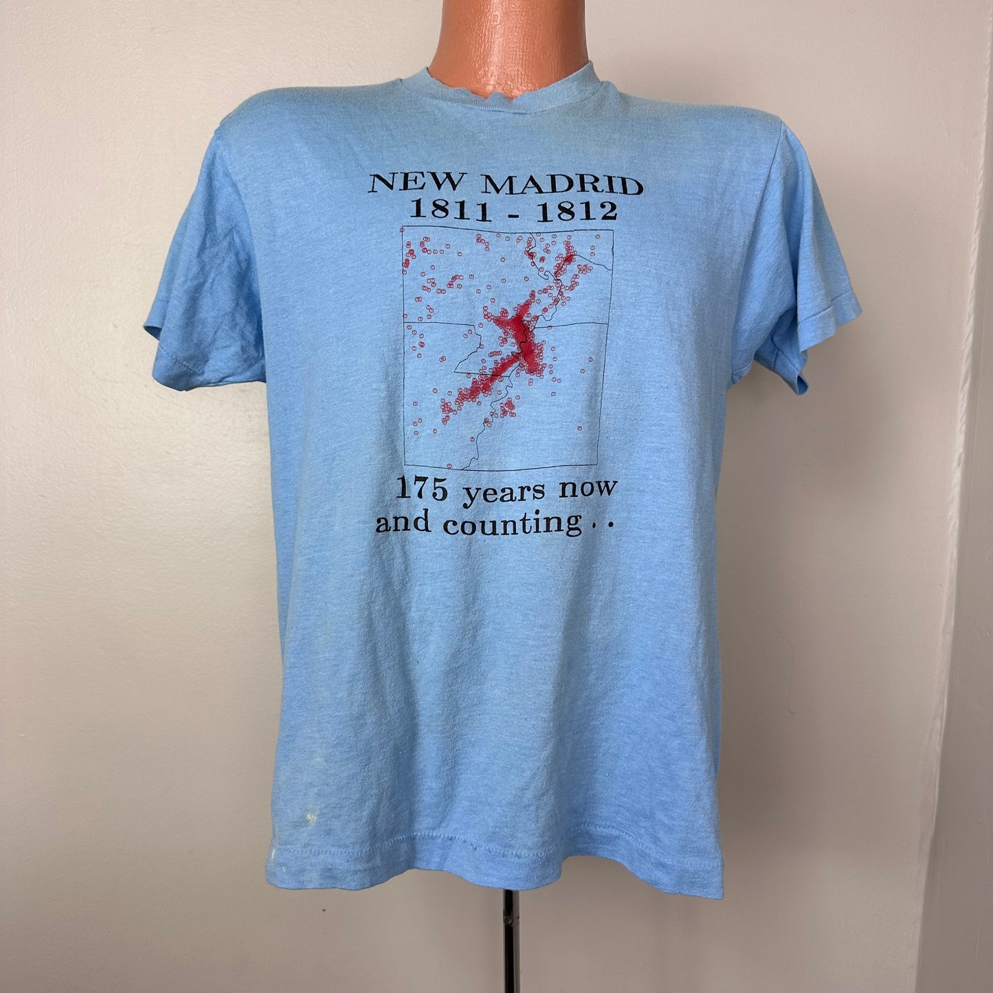 1980s New Madrid Earthquakes 1811-1812 T-Shirt, Screen Stars size Medium