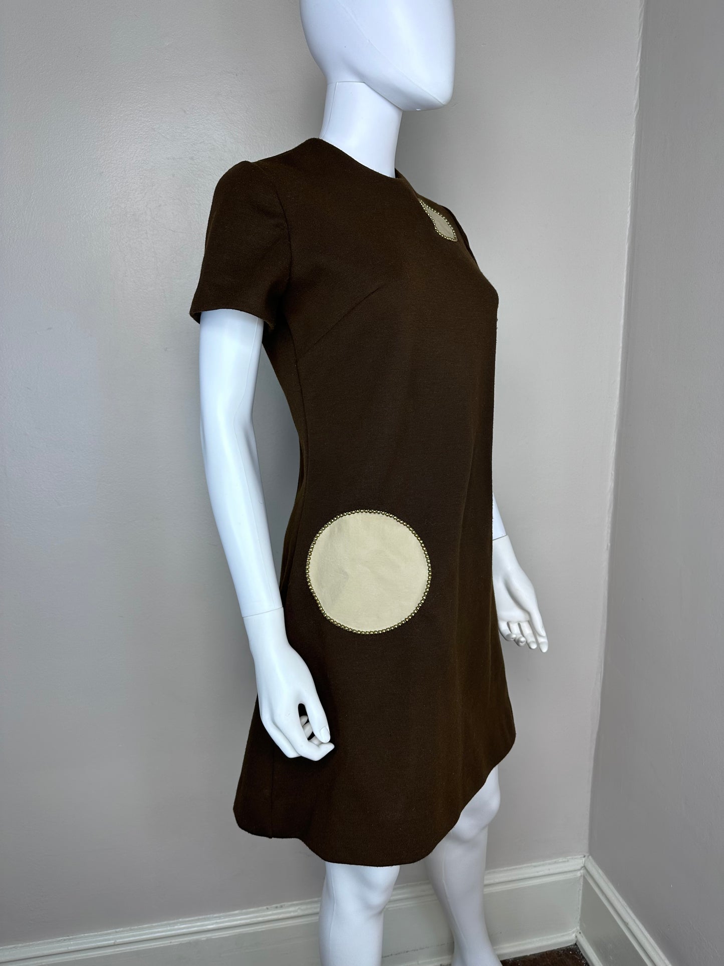 1960s Brown Mod Mini Dress, For J.P.’s Only! size Medium, Vinyl Circles with Studs