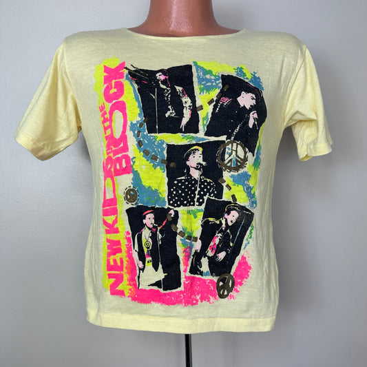 1980s New Kids on the Block Concert T-Shirt, Size Youth Large/Adult Small, Parking Lot Tee