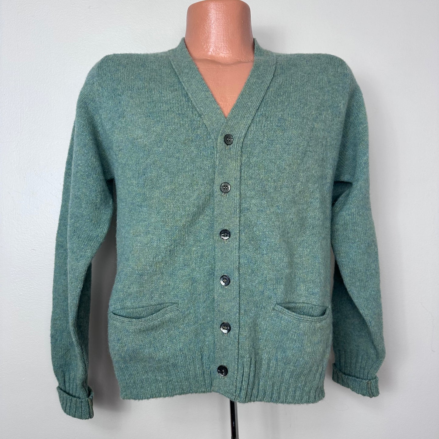 1960s Green Wool Cardigan Sweater, Alps Shetland Size Small, Oak Hall Memphis Cambridge Shop