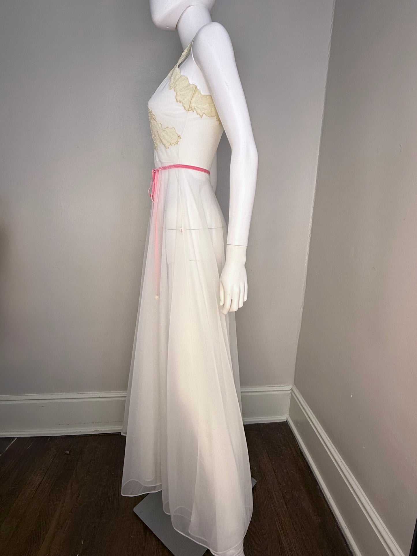 1950s Full Length Peignoir Set with Full Sweep, Sheer Off White Nylon with Cream Lace and Pink Ribbon, Yolande Size 32, XS, Night Gown and Robe, Bridal Lingerie