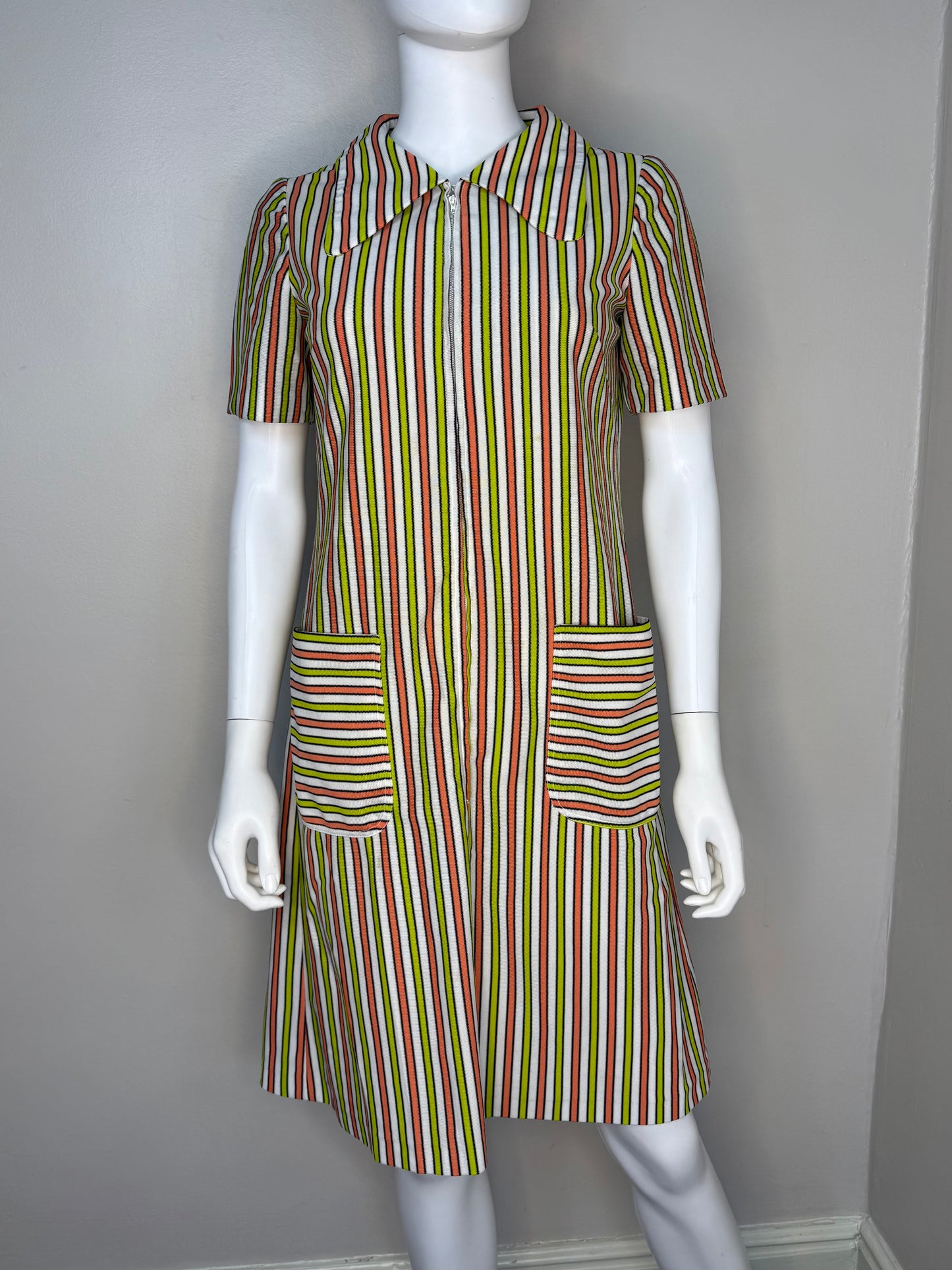 1970s Striped Mod Dress with Large Collar, Handmade, Size S/M, Double Knit Polyester Zip Front