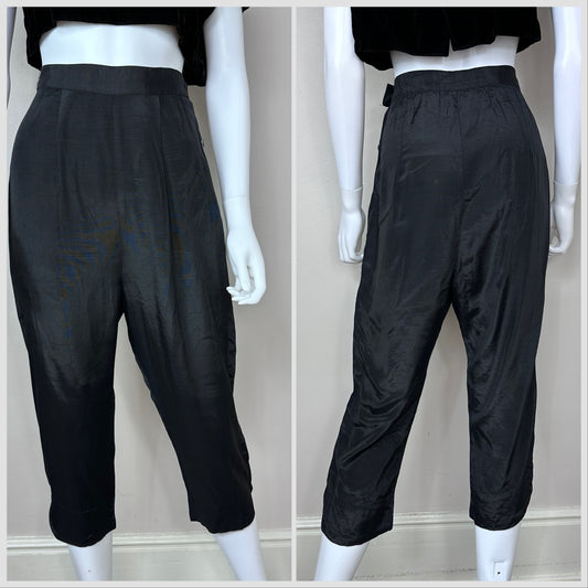 1940s Side Button Black Cropped Pants, Size XXS/XS, 24"x19"