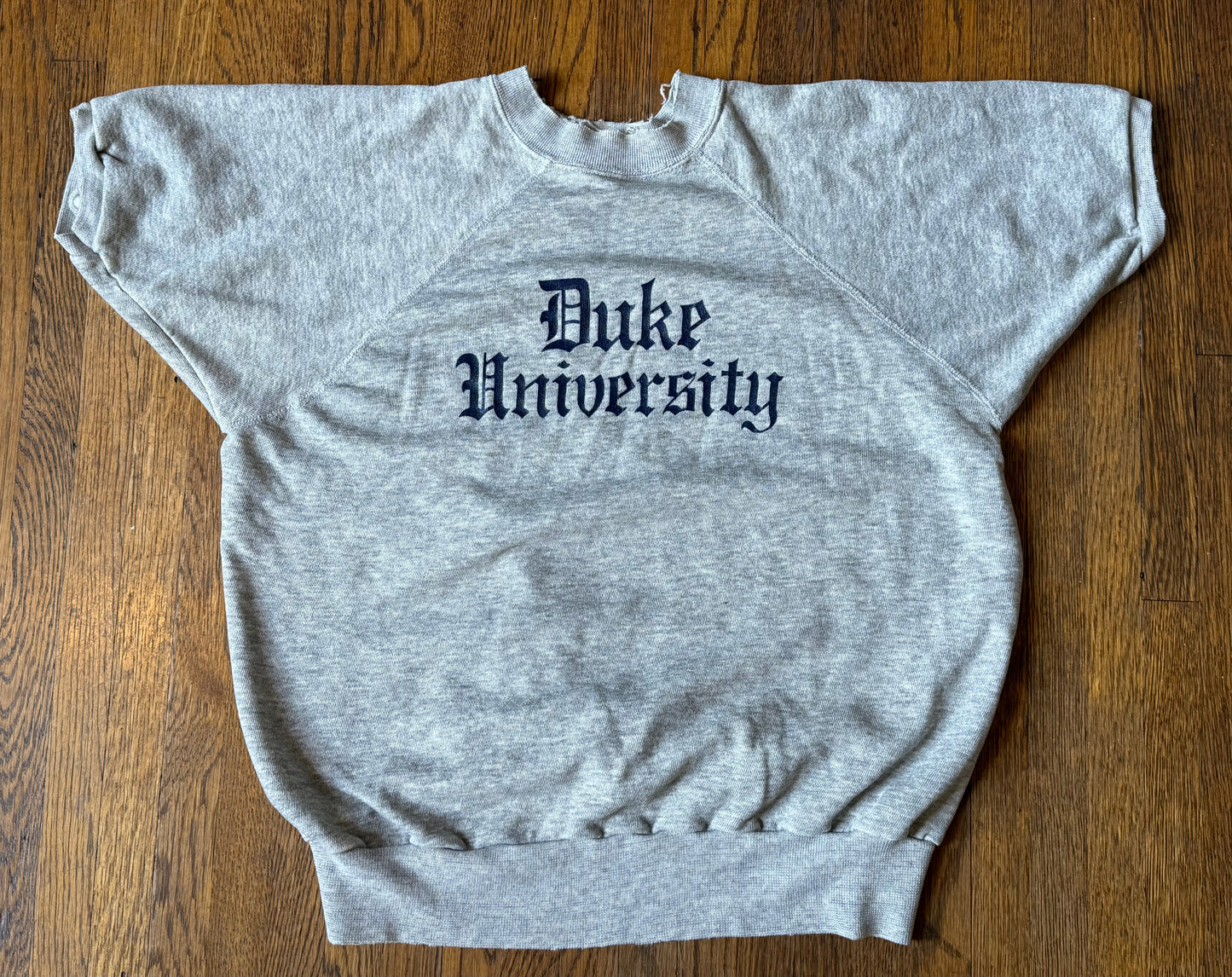1970s Duke University Short Sleeve Sweatshirt, Velva Sheen Size Medium-Large, Distressed