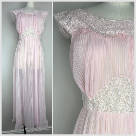 1950s Sheer Pastel Pink Pleated Nightgown with Lace, Evette Size Small, Run-Proof Nylon Lingerie