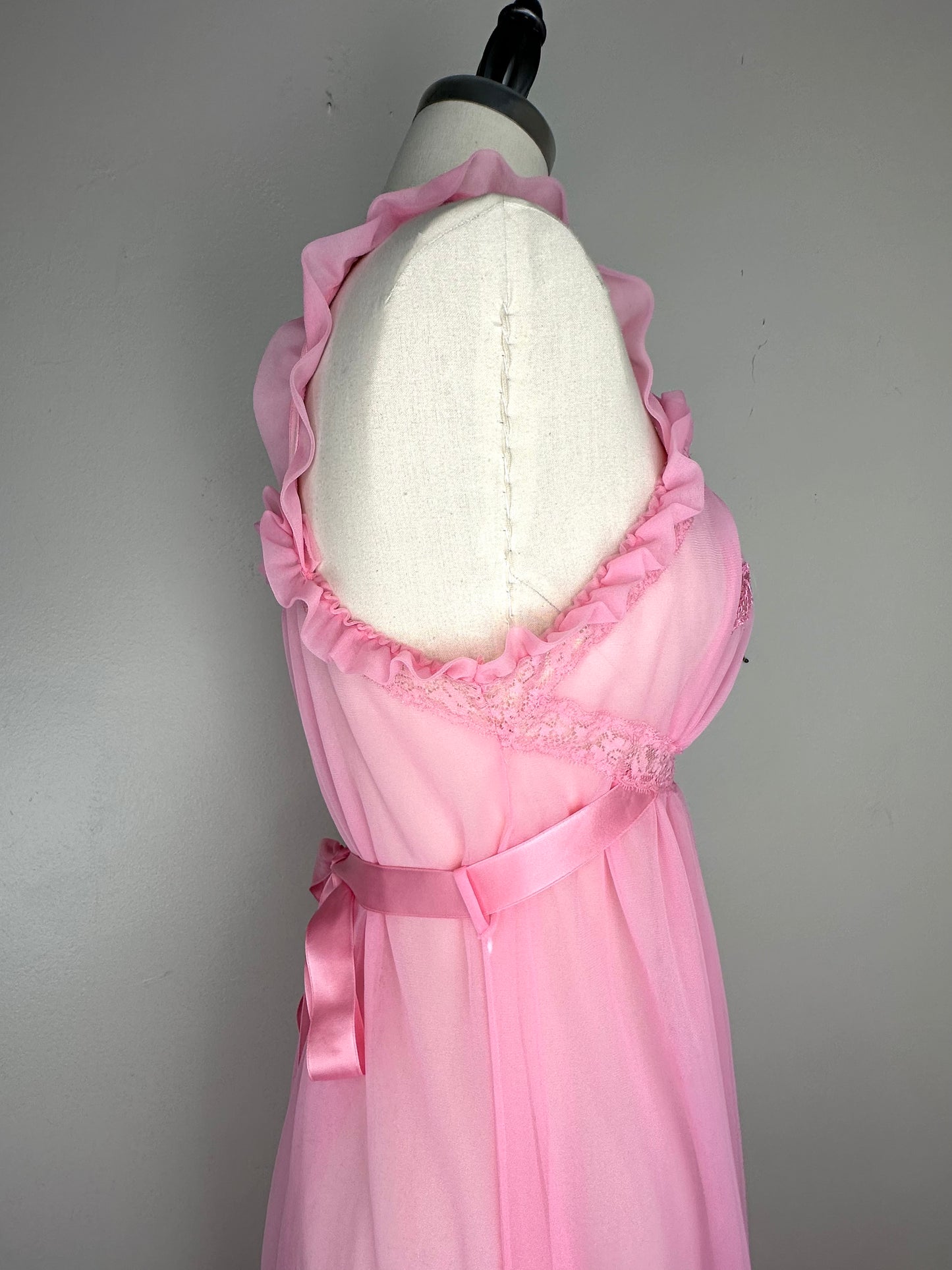 1950s Pink Sheer Nightgown, Mojud Size 34 Small, Leaf Appliques