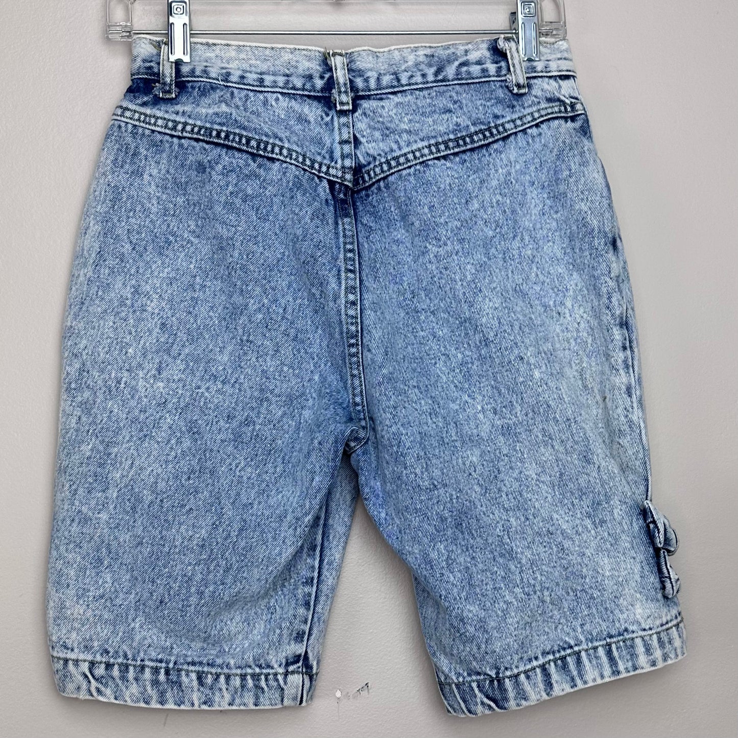 1980s Acid Wash Blue Jean Shorts with Bows, Filippo Totti, 26.5" Waist