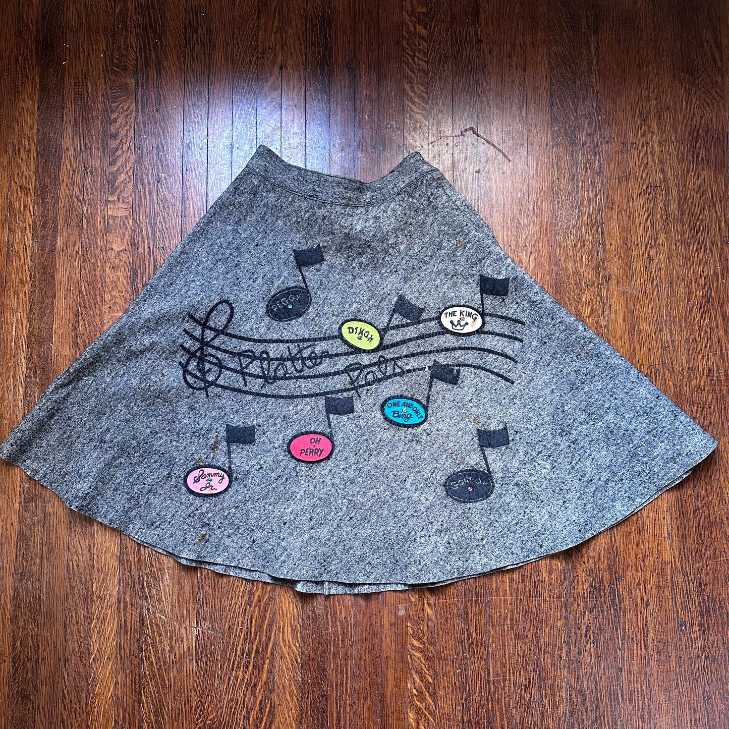 1950s Platter Pals Felt Skirt, Size XS, 50s Rock and Roll, Musical Notes, Commonwealth Felt